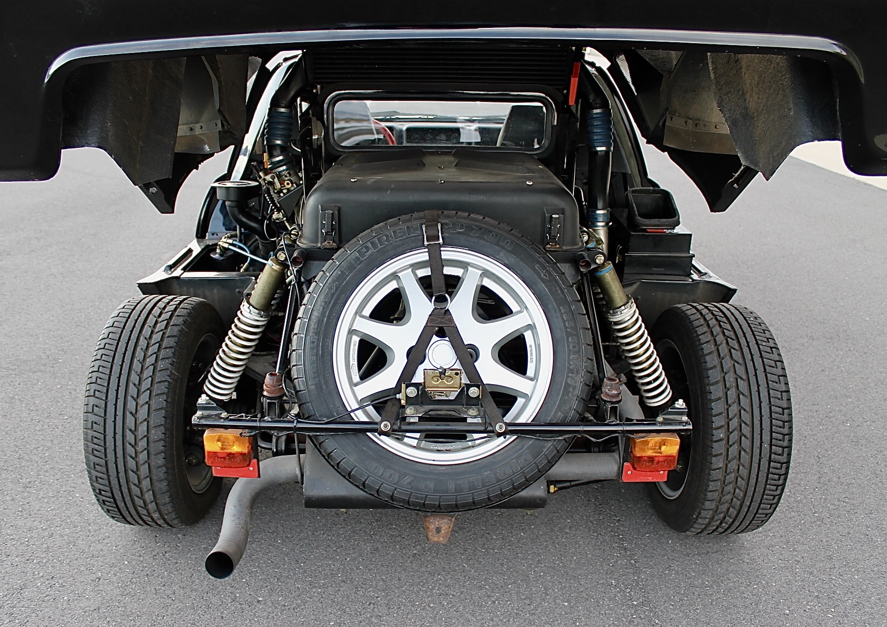 Ford-RS200-37 Low-Mileage, 350 HP Ford RS200 Is A True Street-Legal Rally Car