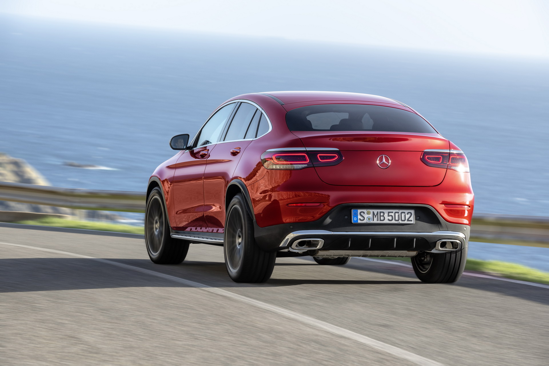2020 Mercedes-Benz GLC Coupe 6 2020 Mercedes GLC Coupe Combines Sportier Styling With More Power