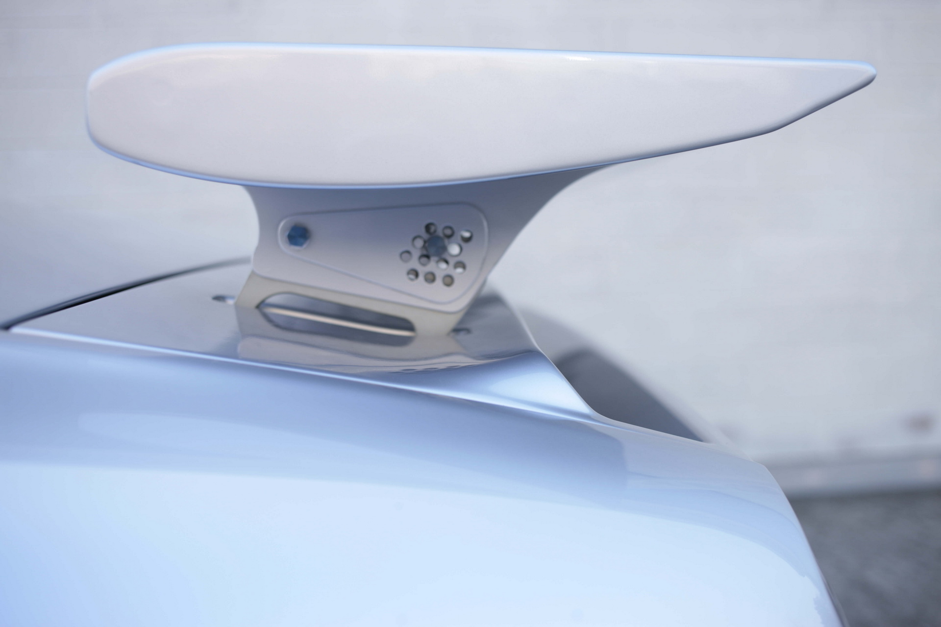 Bugatti-EB220-SS-14 Last EB110 SS Built By Bugatti Is Up For Sale, Any Takers?