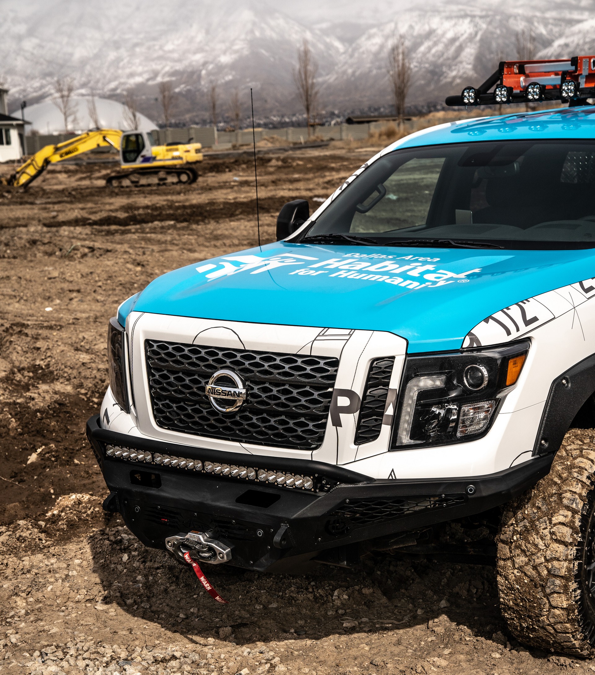 Nissan Titan Ultimate Work Truck-10 Nissan Ultimate Work Titan Is A One-Off Truck For Home Builders