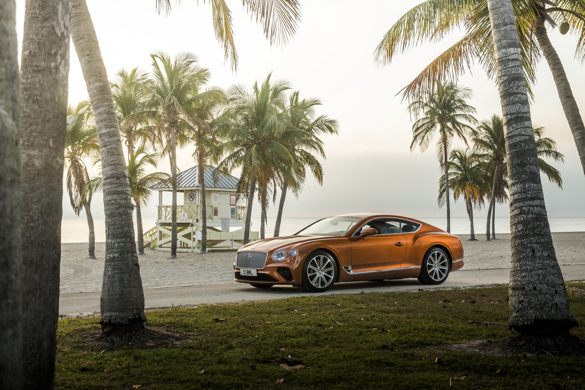 bentley continental gt v8 launched 16 Bentley Unveils Continental GT V8 Models With 542 HP On Tap