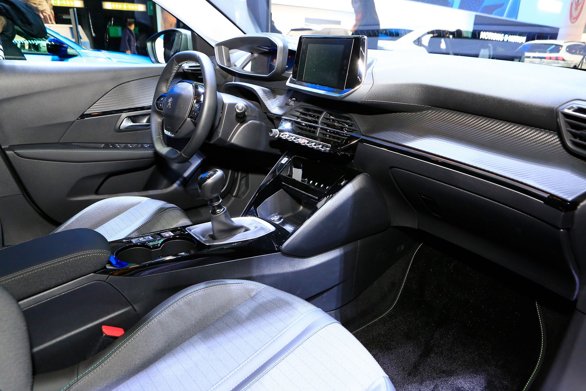 Peugeot-208-Geneva-39 New Peugeot 208 Is A Supermini With Sex Appeal