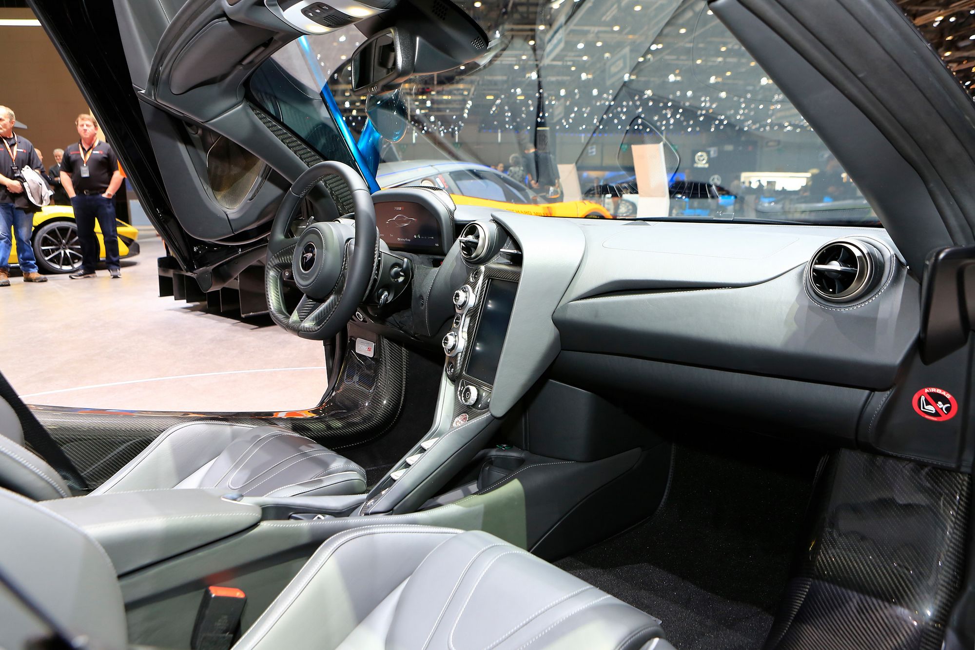 McLaren-720S-Spider-Geneva-13 McLaren 720S Spider Is Even More Stylish Than The Coupe