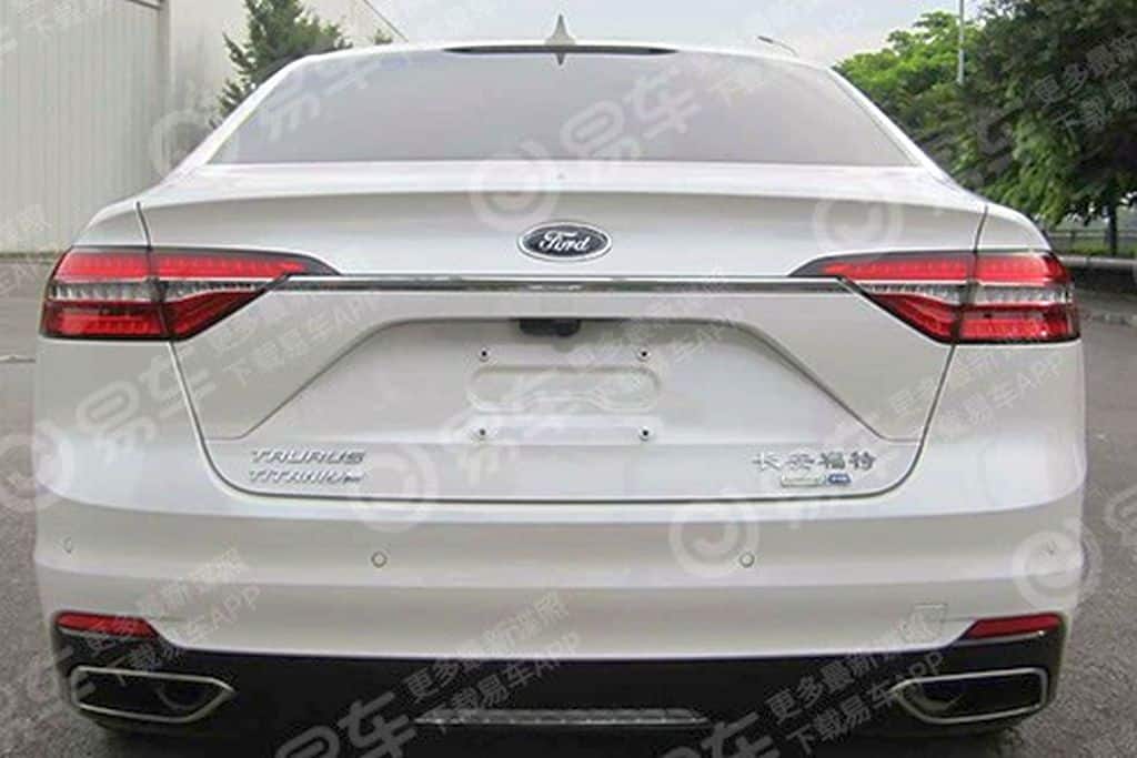 2020 Ford Taurus facelift China 2 Ford Taurus Is Alive And Kicking In China, Gets Mid-Cycle Facelift