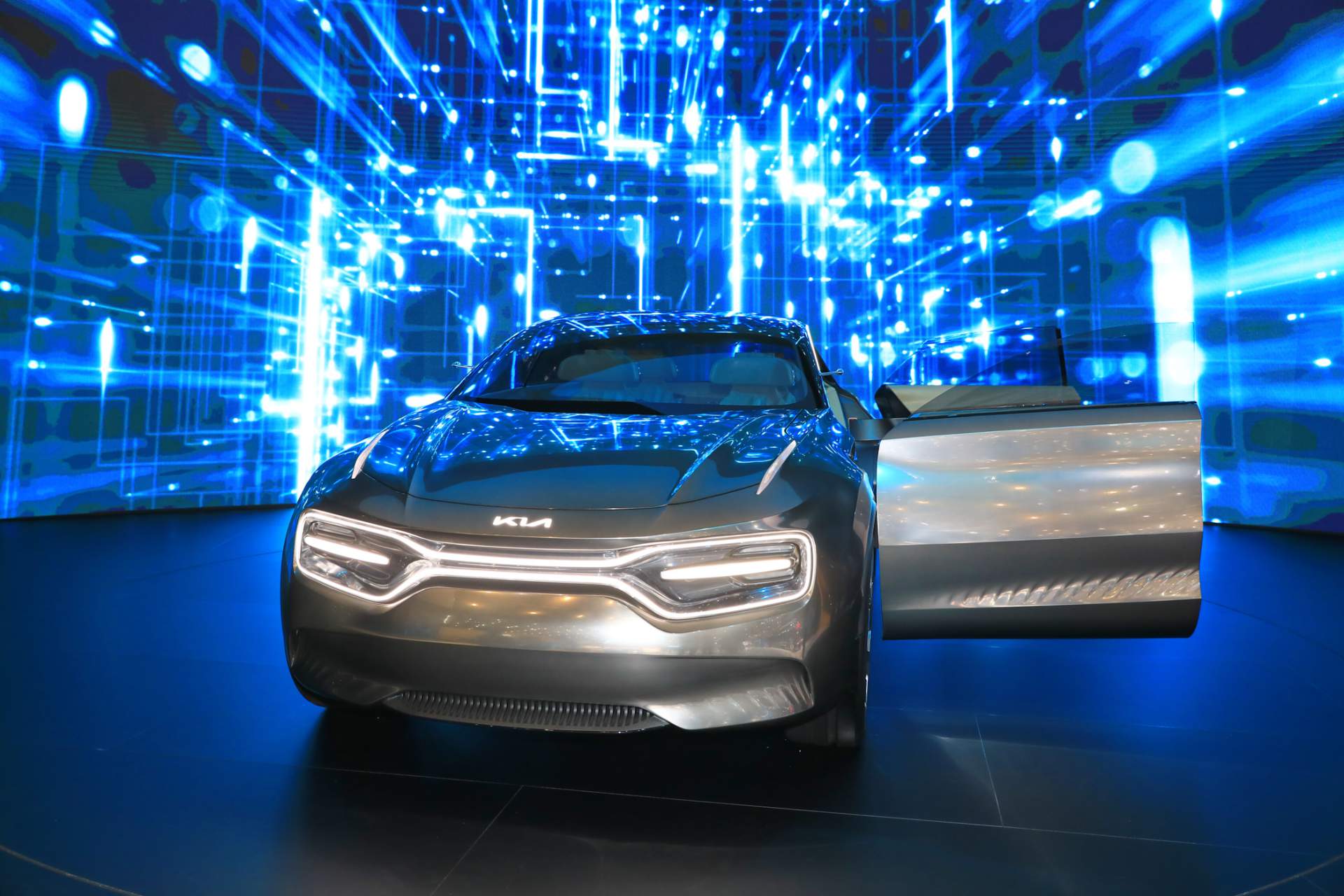 Imagine by Kia Concept at 2019 Geneva Motor Show 52 “Imagine by Kia” Concept Is Geneva’s Biggest Troll