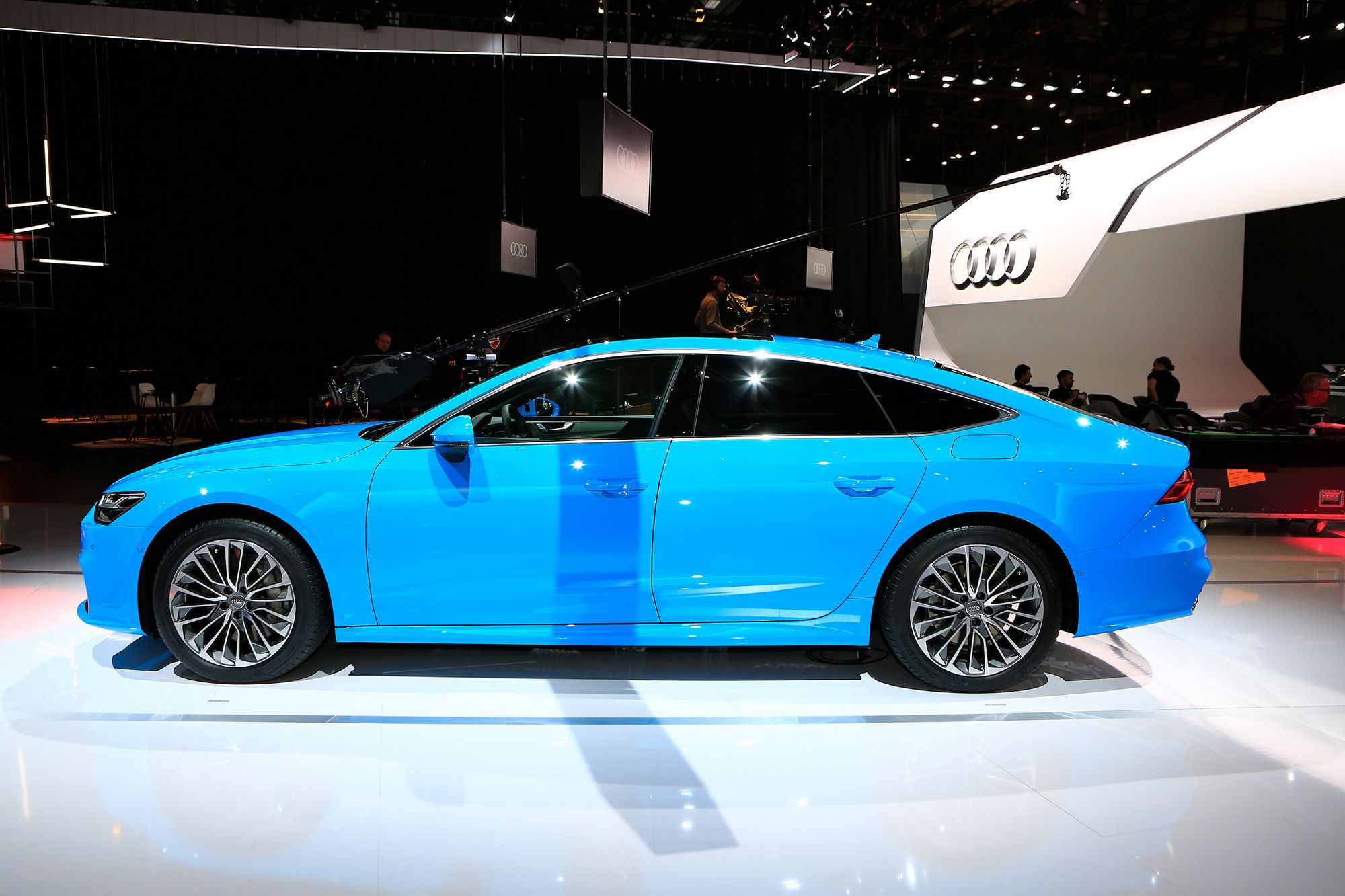 Audi-Hybrids-Geneva-4 Audi A6, A7, A8, And Q5 Bring TFSIe Plug-In Power To Geneva