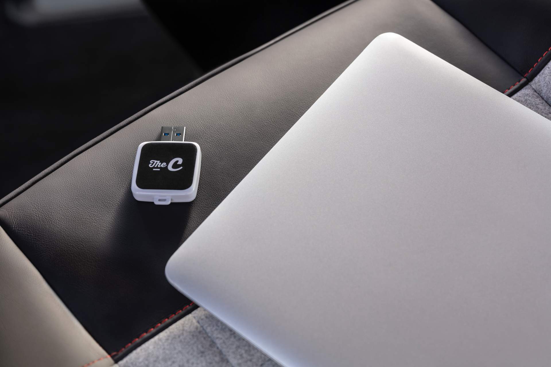 citroen spacetourer concept geneva livepics 16 Citroen’s SpaceTourer Citroenist Concept Is Leisure-Focused