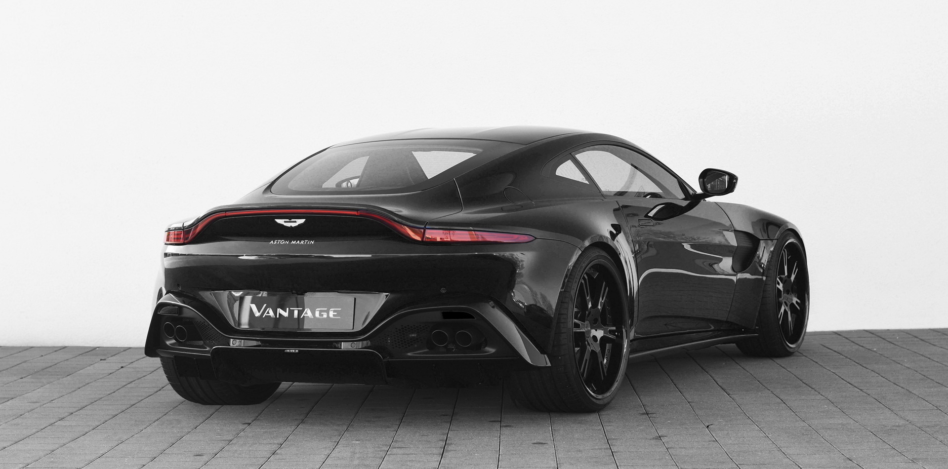 Aston-martin-vantage-wheelsandmore-09 Wheelsandmore Turns New Aston Martin Vantage Into 671HP Bruiser