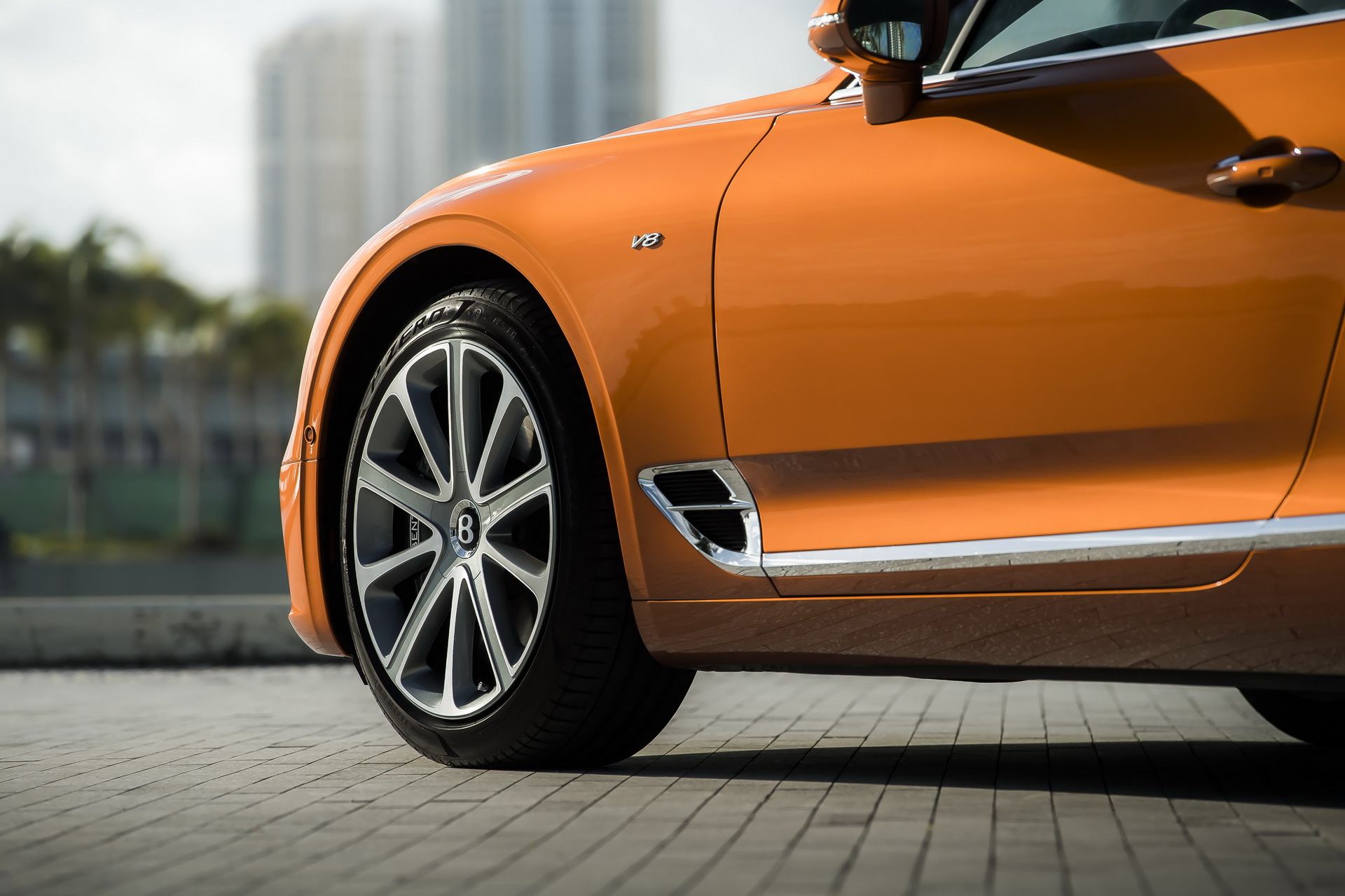 bentley continental gt v8 launched 13 Bentley Unveils Continental GT V8 Models With 542 HP On Tap