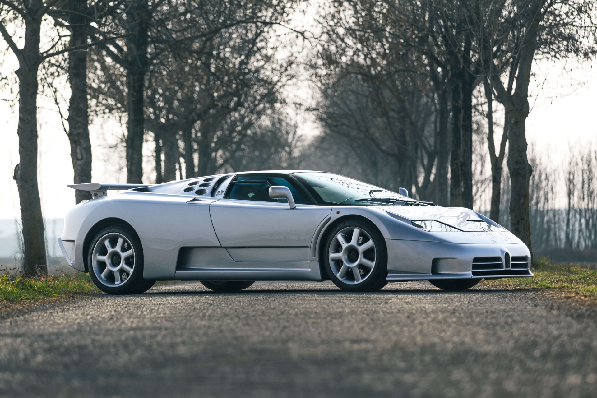 Bugatti-EB220-SS-15 Last EB110 SS Built By Bugatti Is Up For Sale, Any Takers?
