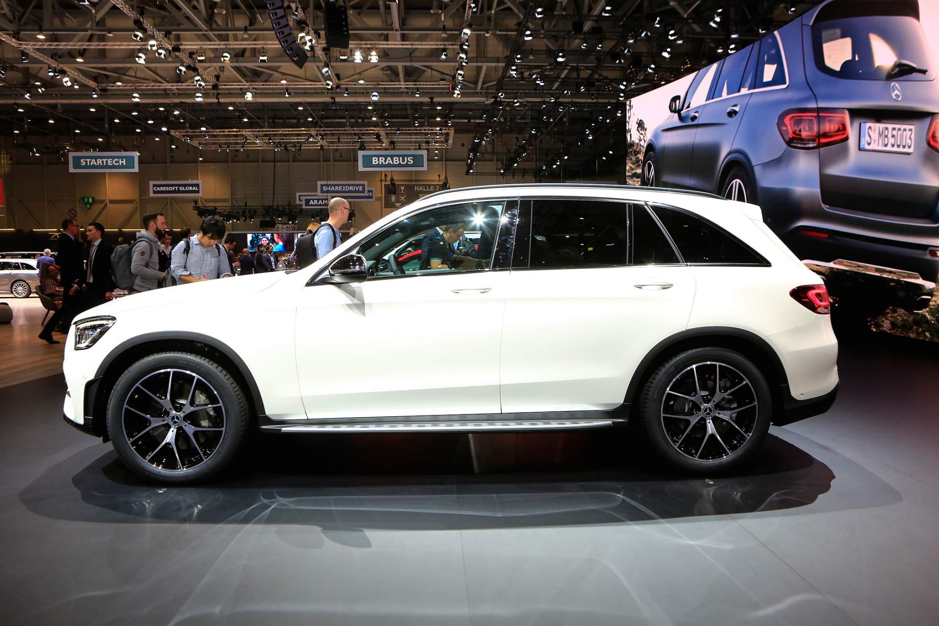 Mercedes-Benz GLC facelift at 2019 Geneva Motor Show 6 2020 Mercedes GLC Facelift Is A Firm Believer Of ‘If It Ain’t Broke, Don’t Fix It’