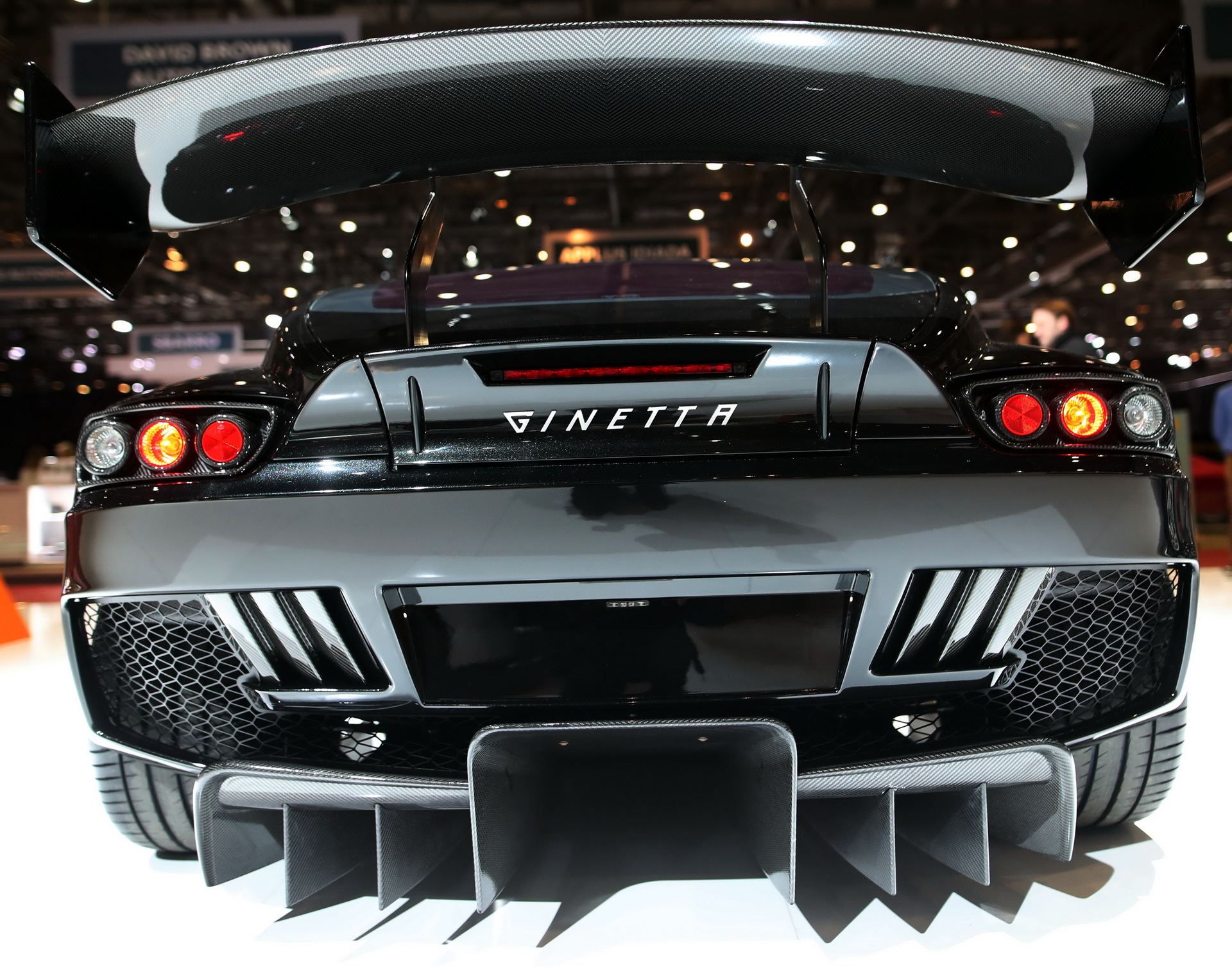 ginetta akula unveiled in geneva 2 New Ginetta Akula Supercar Reaches 200MPH, Costs $446,000