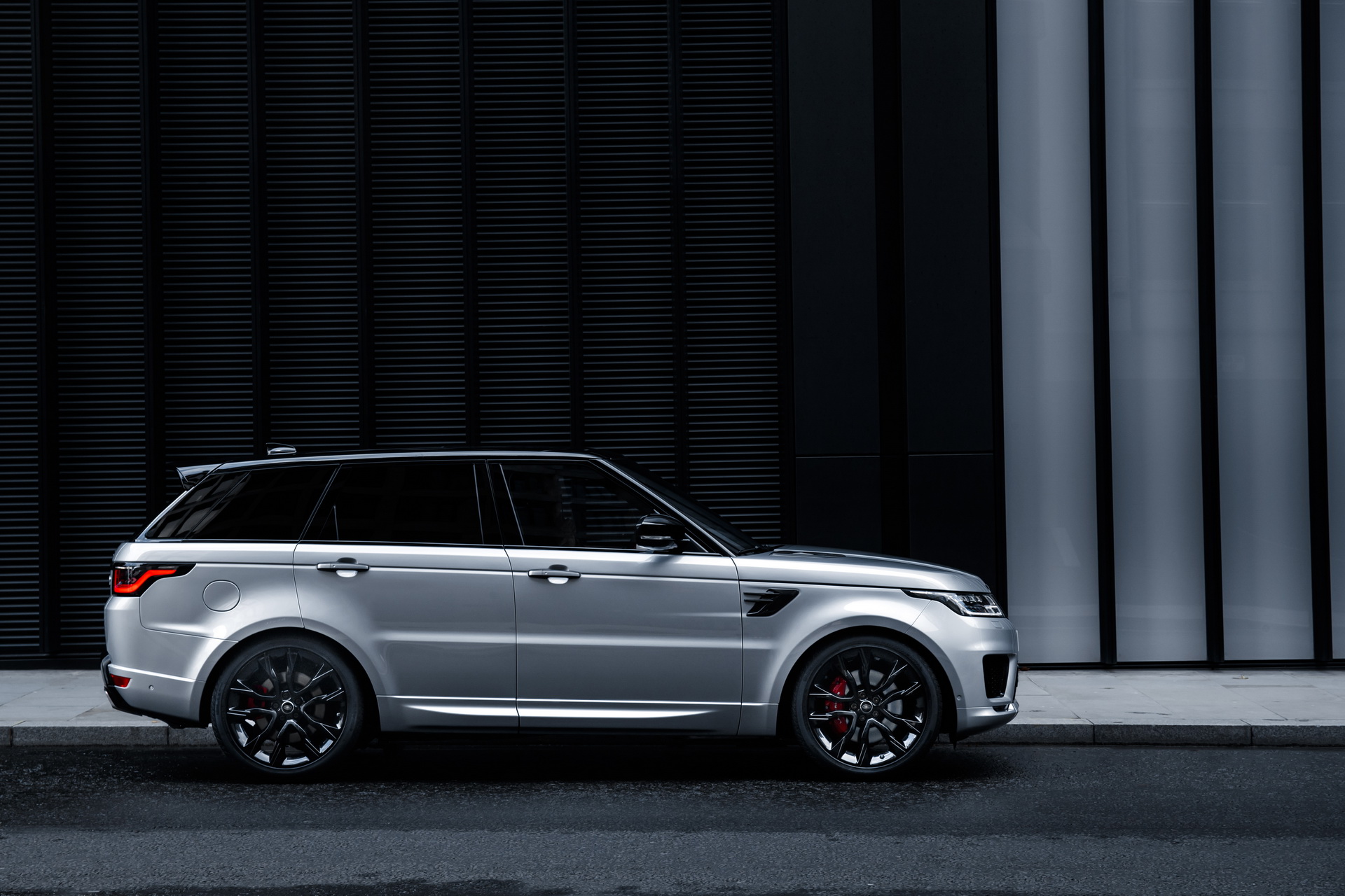 2019-Range-Rover-P360-P400-49 2019 Range Rover Sport P360 and P400 Mild Hybrids Priced From $69,795