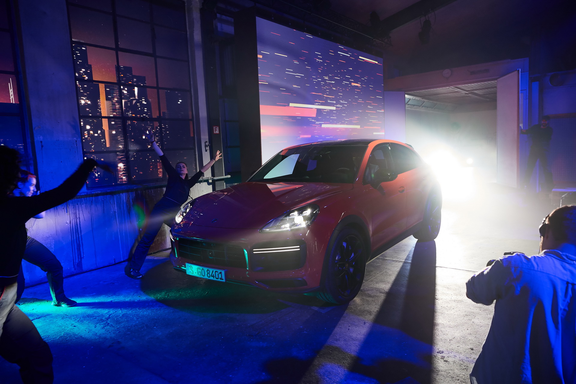 2020 Porsche Cayenne Coupe 01 Porsche Cayenne Coupe Is What The Cayenne Should’ve Been In The First Place (70 Photos, Videos)