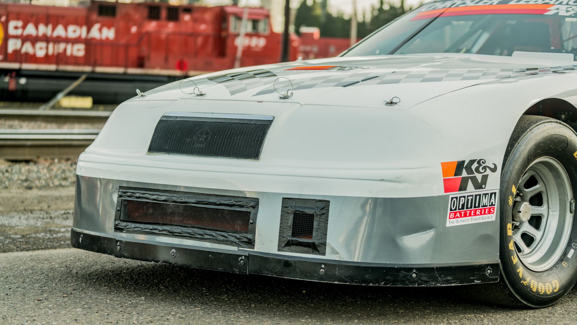 chrysler lebaron race car bat 18 This 1984 Chrysler LeBaron Once Did 224 MPH – And Right Now It’s Dirt Cheap