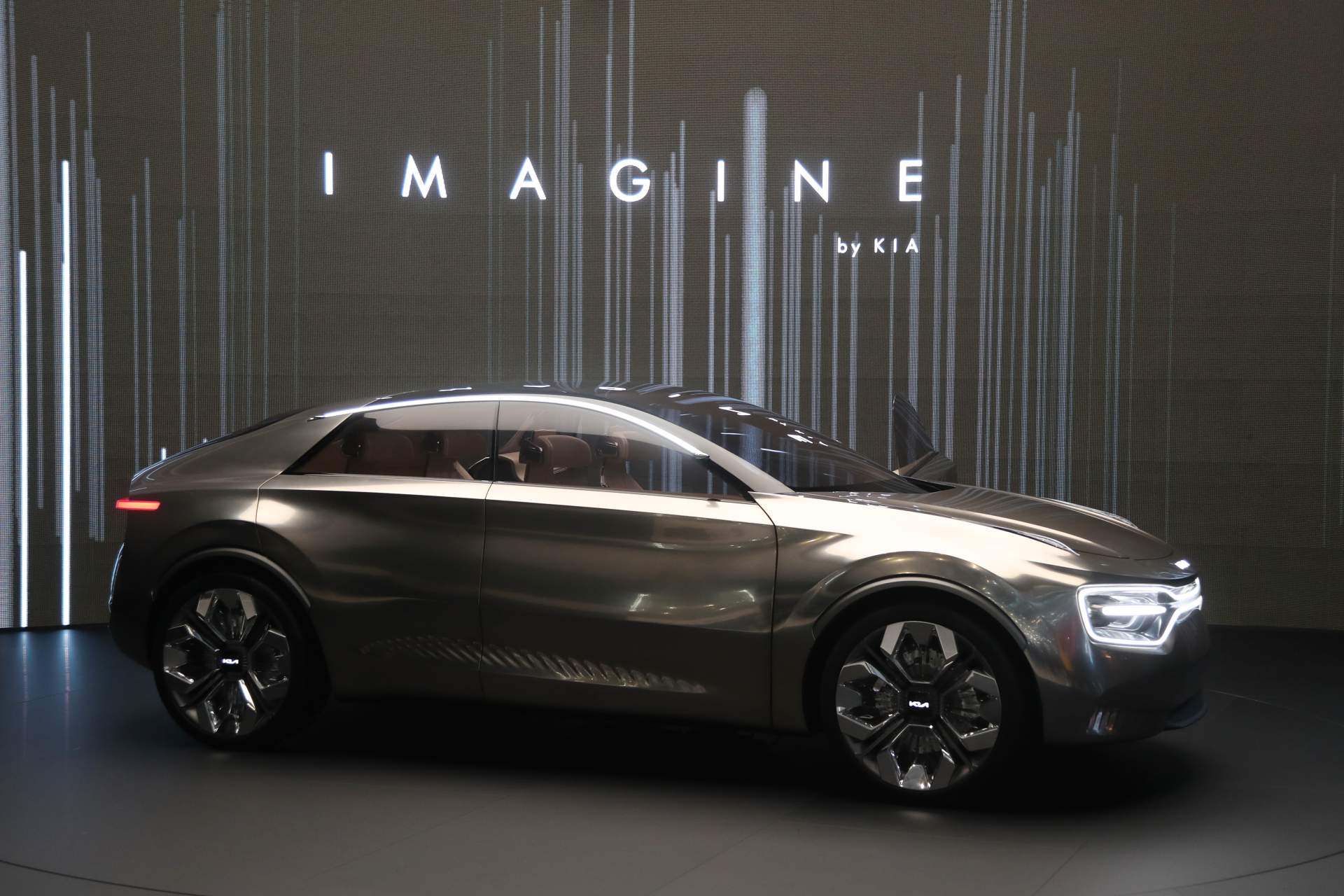 Imagine by Kia Concept at 2019 Geneva Motor Show 11 “Imagine by Kia” Concept Is Geneva’s Biggest Troll