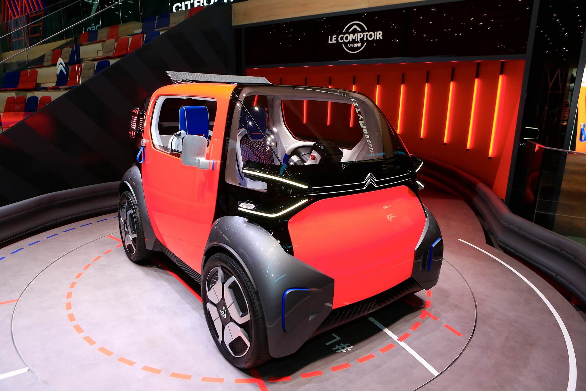 citroen ami one concept geneva livepics 4 Citroen Ami One Concept Is Like A 2CV From The Future