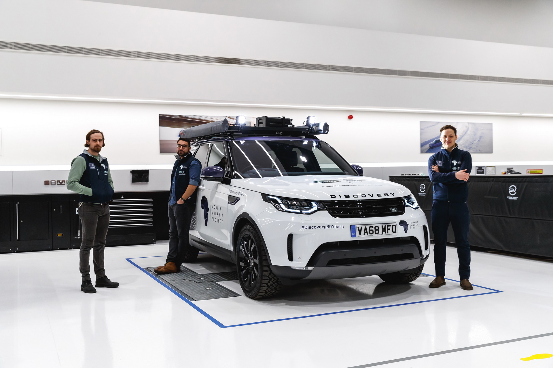 land rover discovery mobile malaria project 3 SVO-Kitted Land Rover Discovery Embarks On Humanitarian Expedition