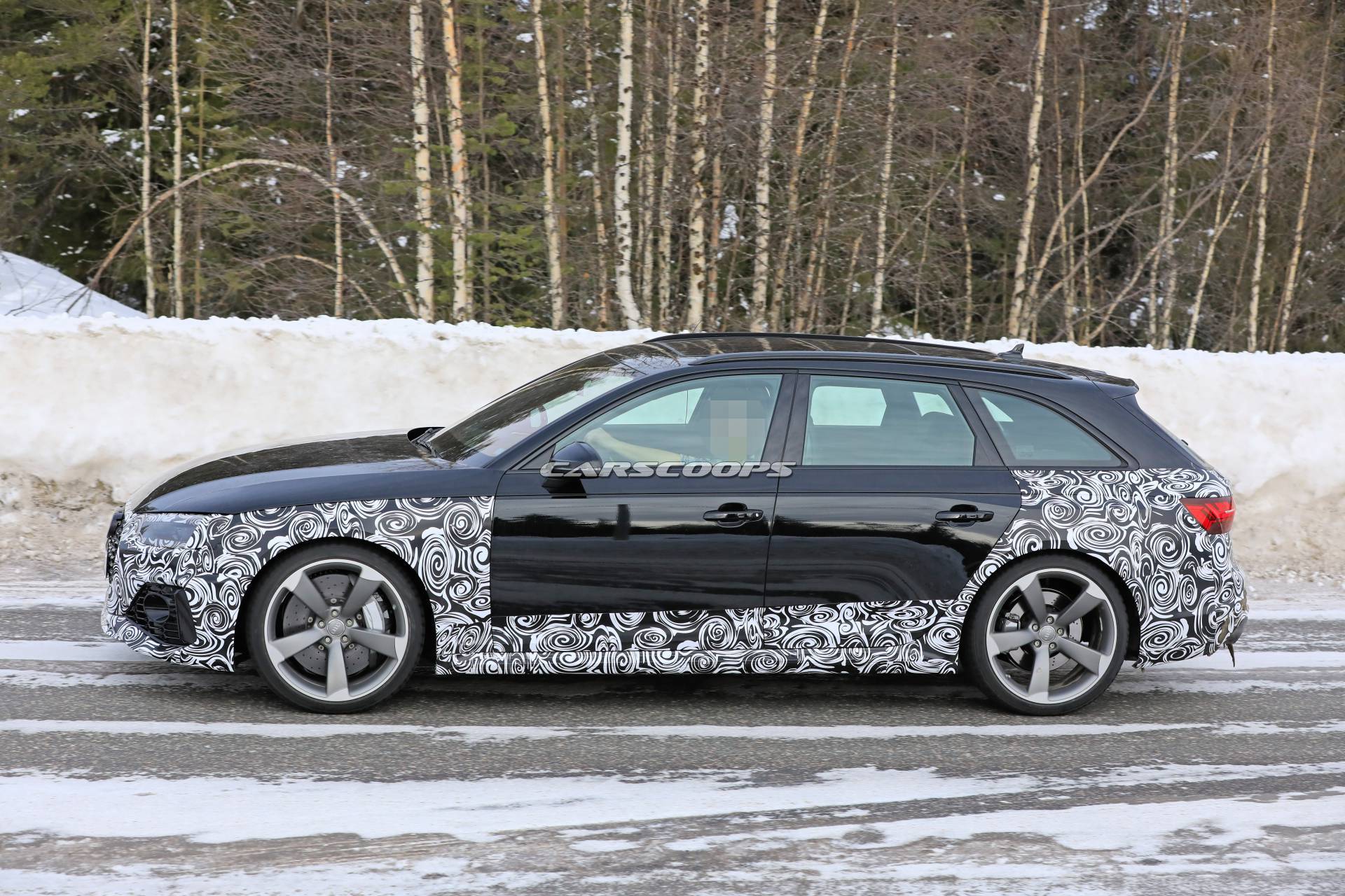 Audi RS4 Avant facelift spy shots 5 Facelifted Audi RS4 Avant Training To Become A Successful Sequel To A Classic
