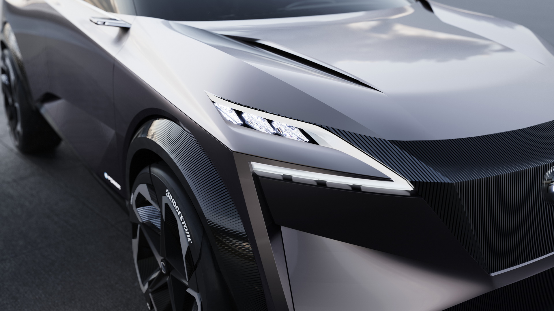 nissan unveils imq concept geneva 37 Nissan IMQ Concept Gives Us A Glimpse Of Its Future Crossovers