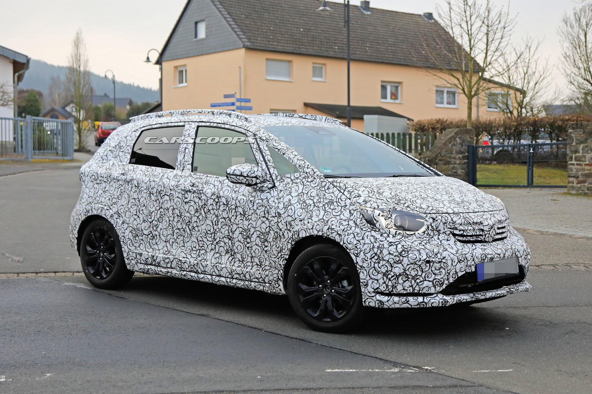 2020-Honda-Fit-29 2020 Honda Fit / Jazz Spied In Standard And Crossover Trims, Shows Off New Interior