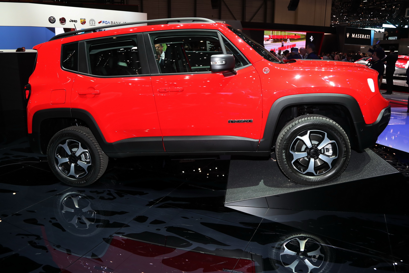 2019 jeep renegade compass phev 7 New Jeep Renegade And Compass Plug-In Hybrids With Up To 237HP