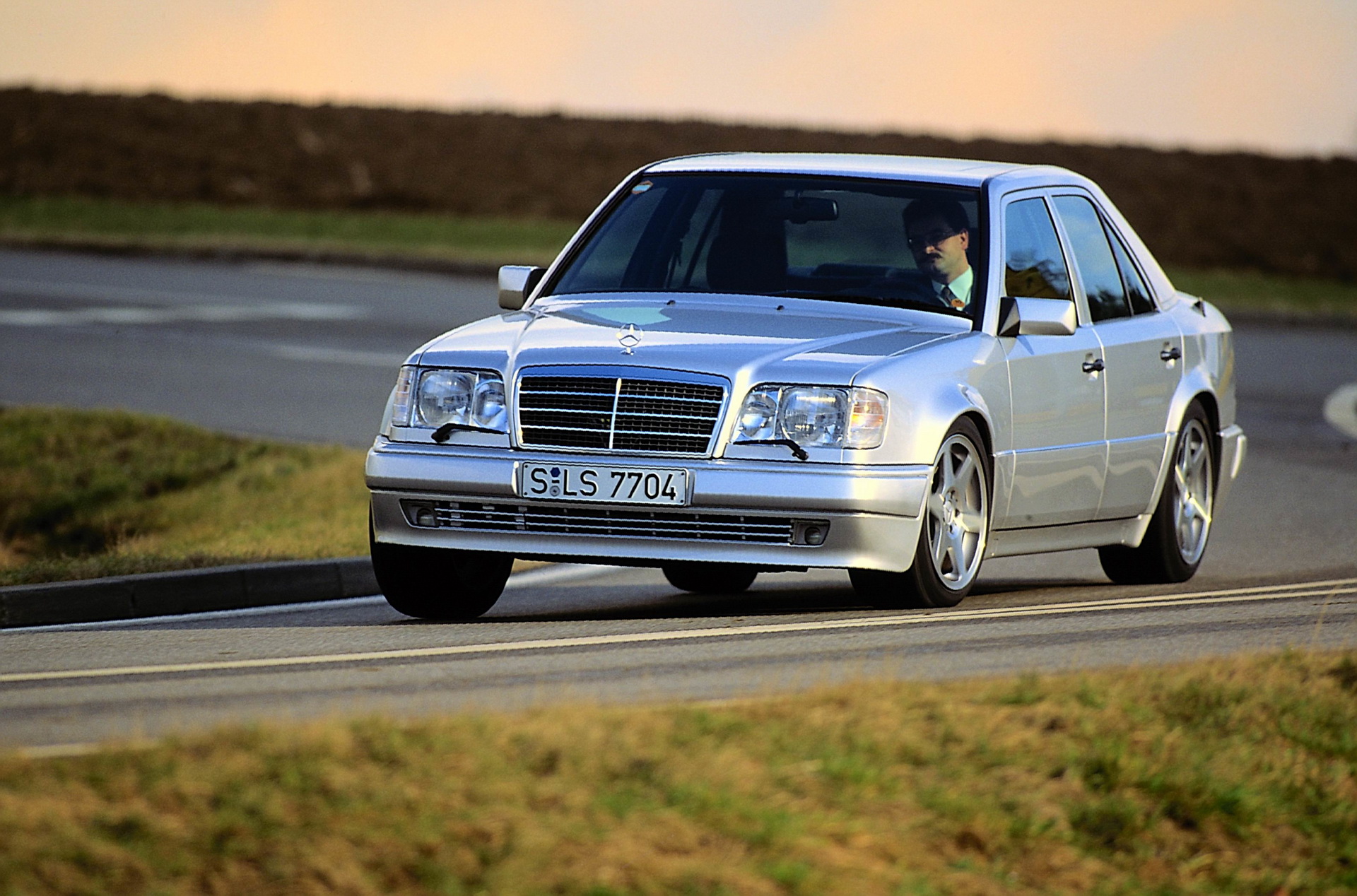 Mercedes-500E-03 The Porsche-Developed Mercedes 500 E Is Still One Of The Greatest Q-Cars Ever
