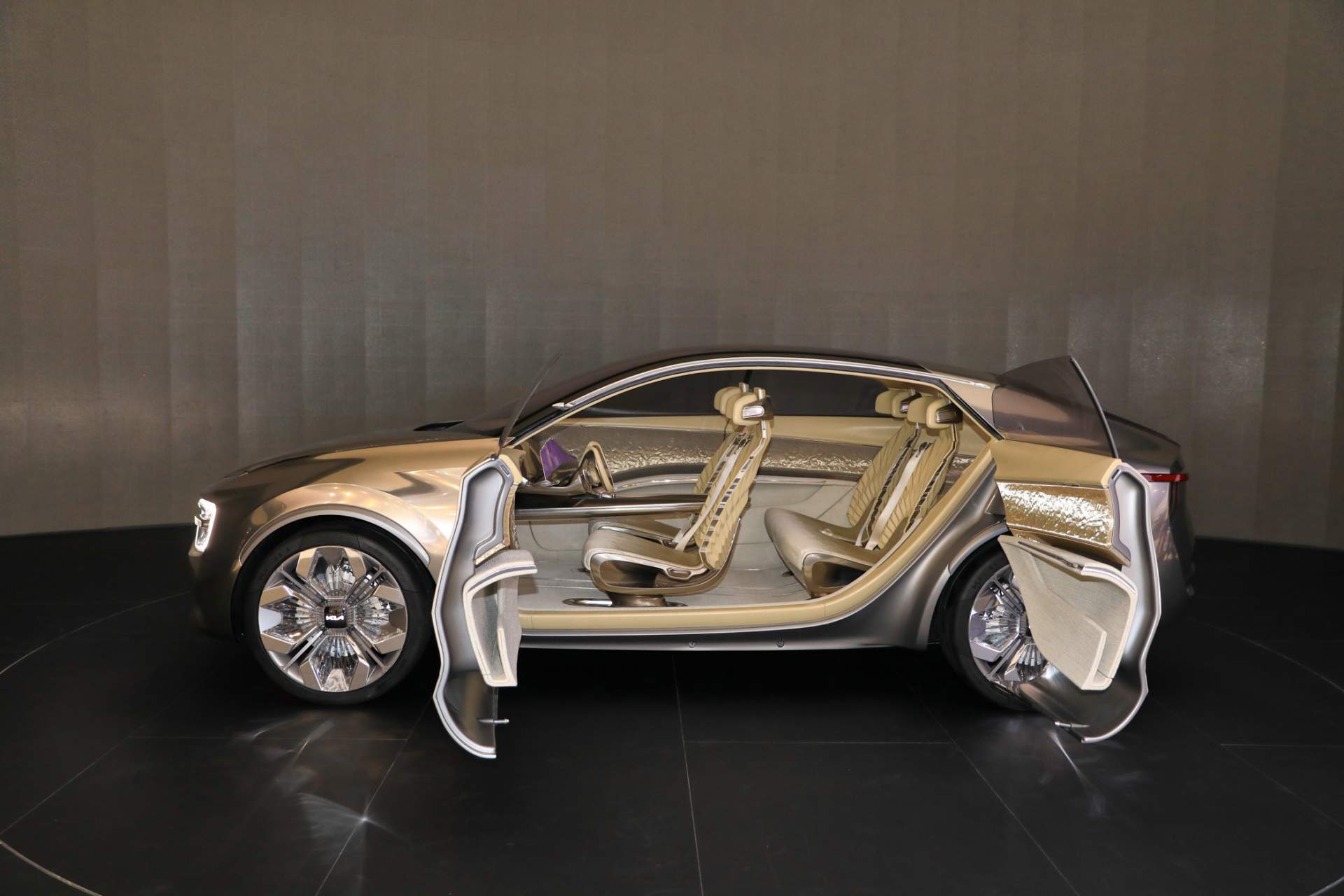 Imagine by Kia Concept at 2019 Geneva Motor Show 44 “Imagine by Kia” Concept Is Geneva’s Biggest Troll