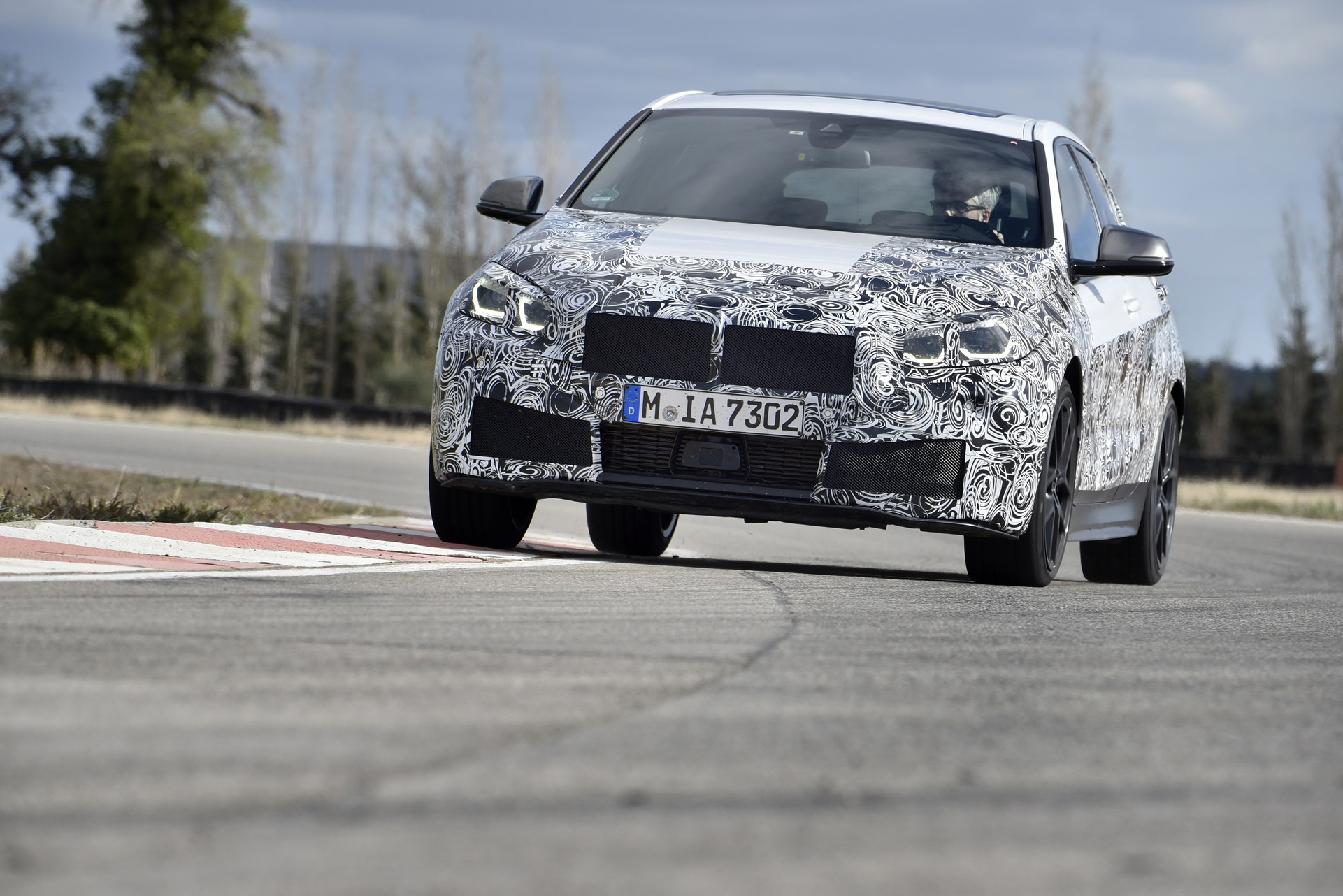 2020 BMW 1-Series 23 2020 BMW 1-Series Will Have i3 Tech And Firm’s Most Powerful 4-Cylinder