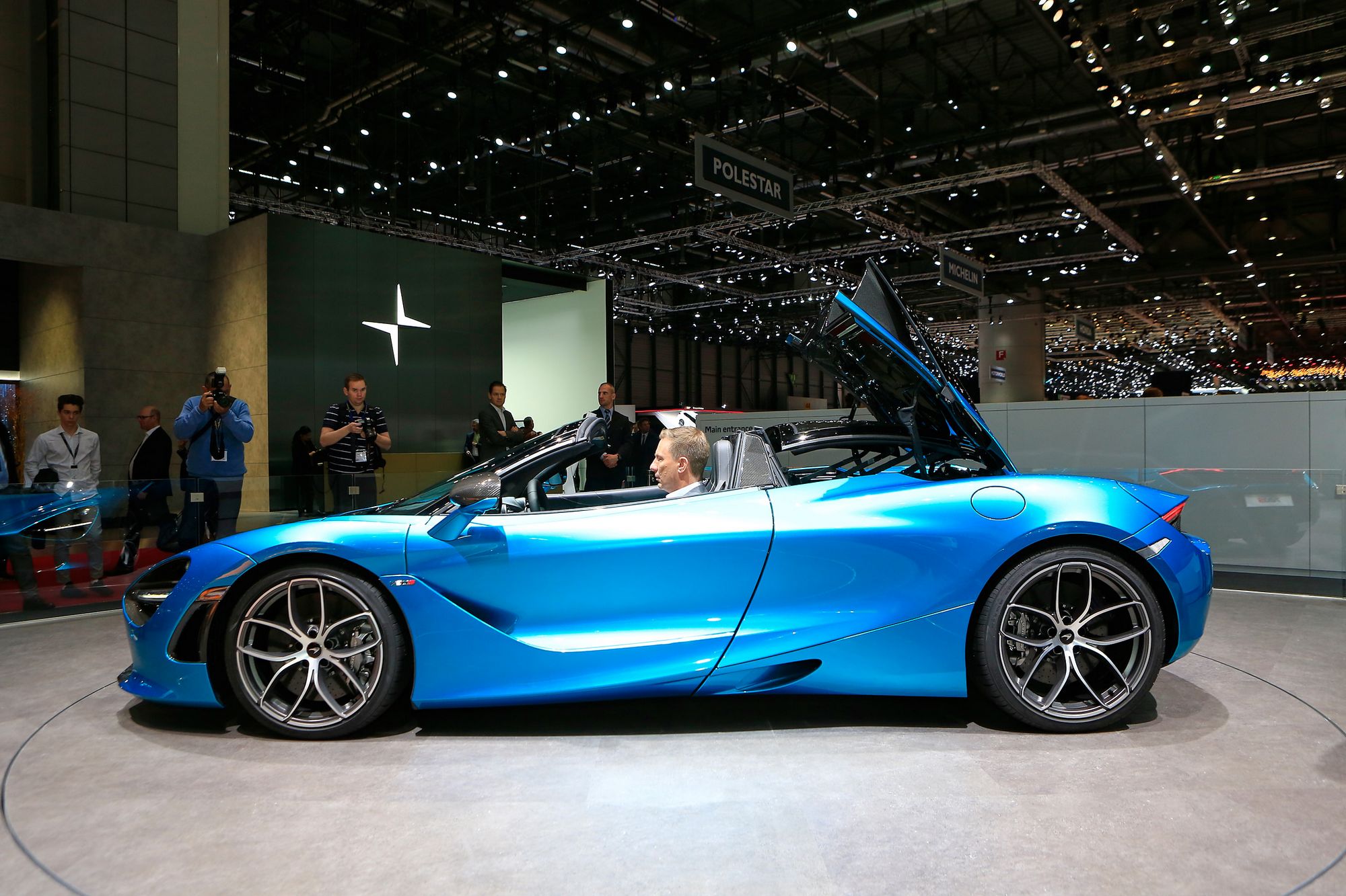 McLaren-720S-Spider-Geneva-16 McLaren 720S Spider Is Even More Stylish Than The Coupe