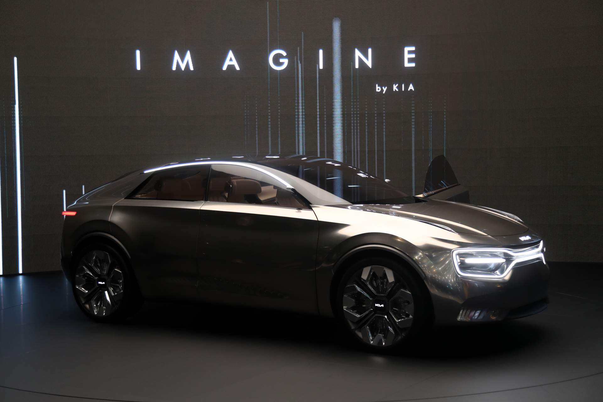 Imagine by Kia Concept at 2019 Geneva Motor Show 12 “Imagine by Kia” Concept Is Geneva’s Biggest Troll