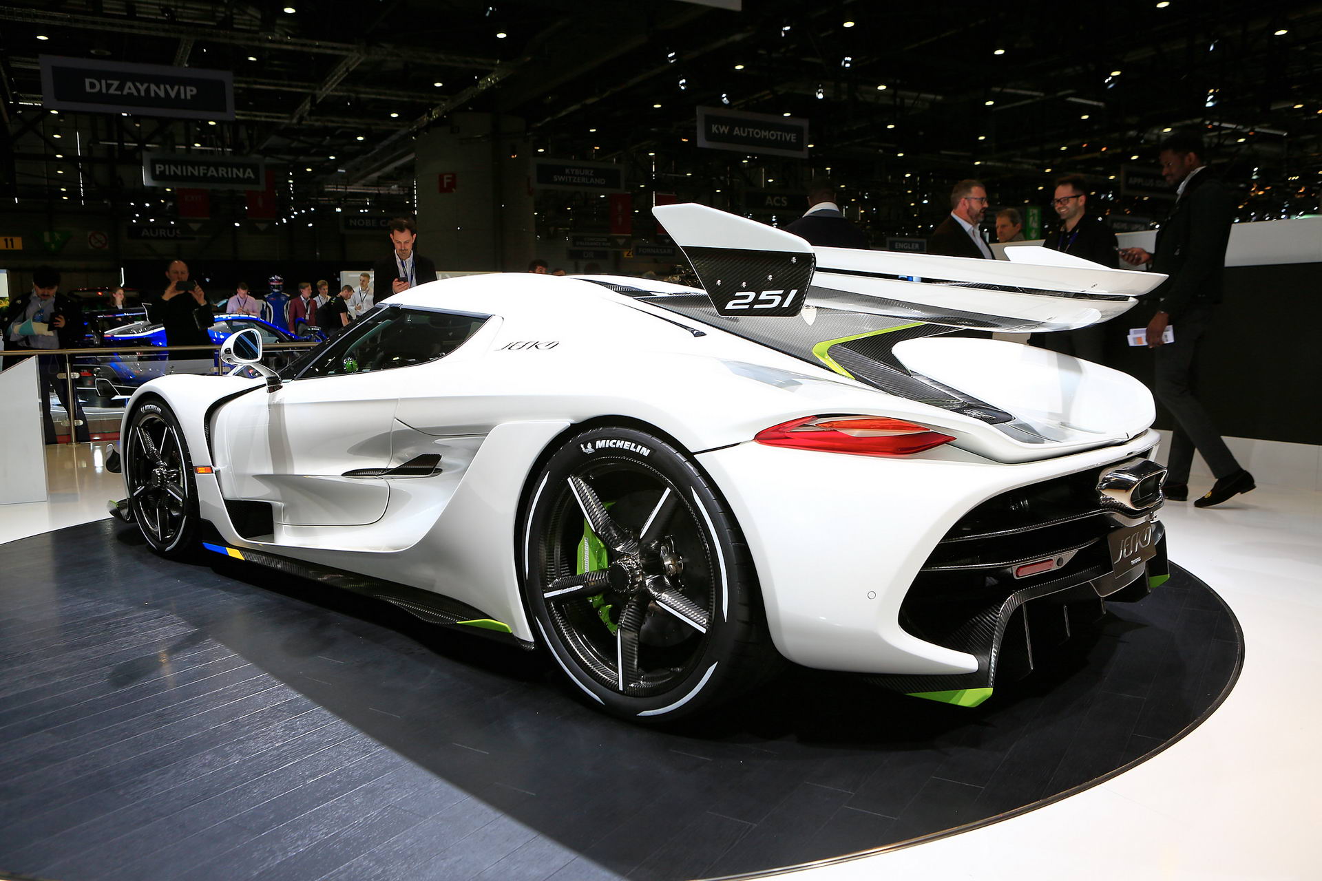 89 Christian von Koenigsegg Details The Jesko’s Innovative ‘Light Speed’ Transmission