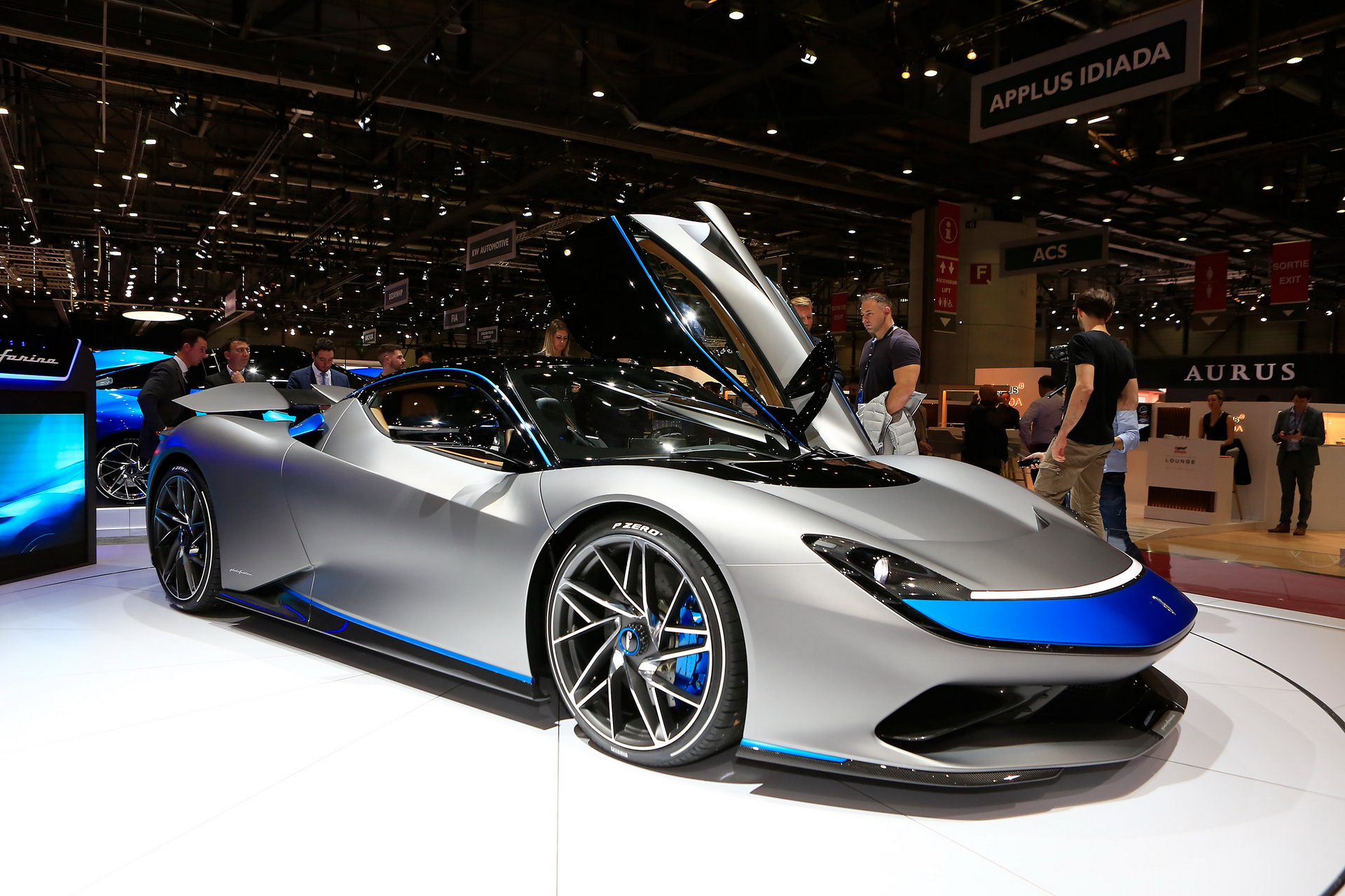 Pininfarina-Battista-18 Pininfarina’s Insane Battista Is An Electric 1,874HP Rocket Gunning For Glory