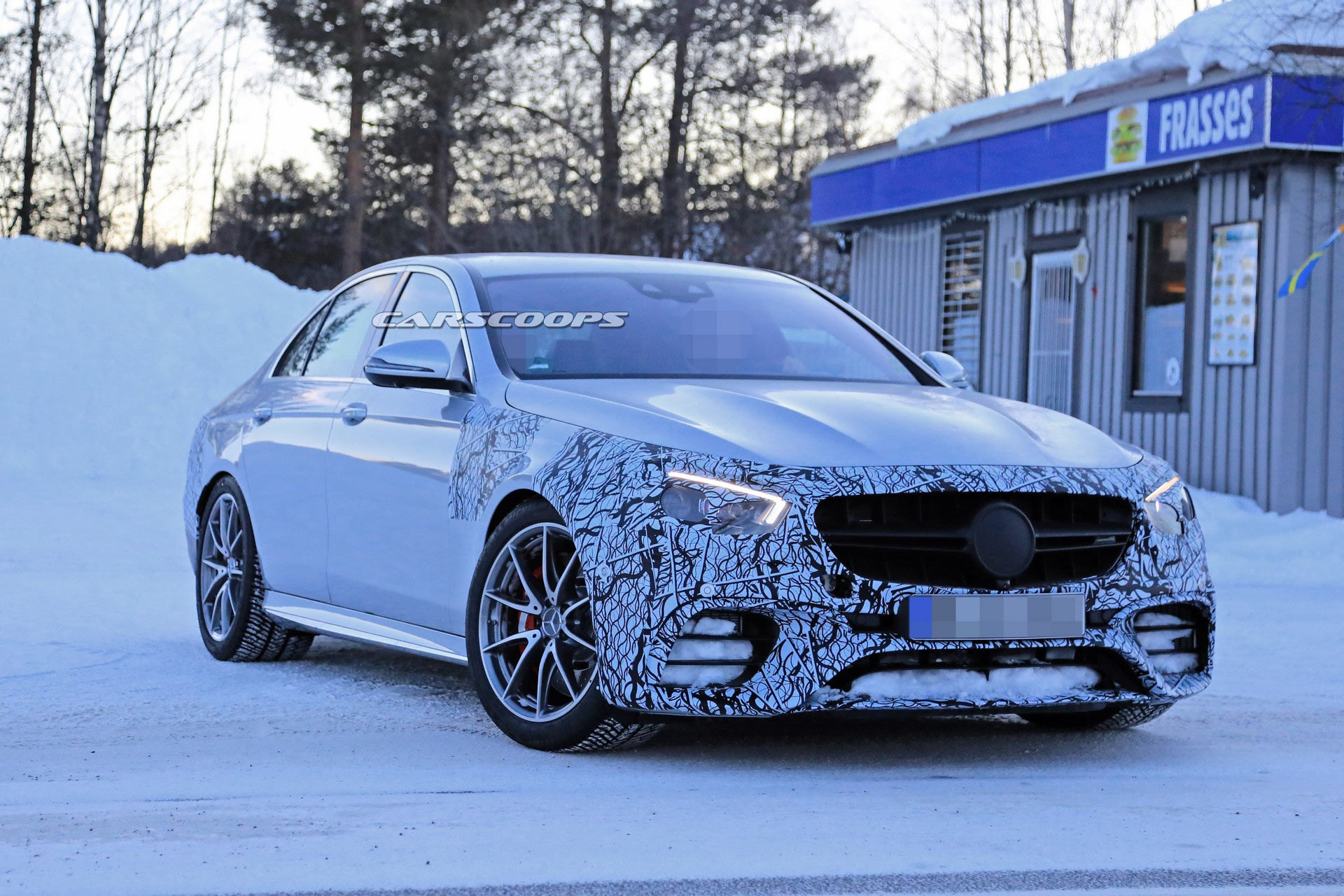 Mercedes-AMG E63 Facelift-8 2020 Mercedes-AMG E63 Facelift Spied, Still No Panamericana Grille