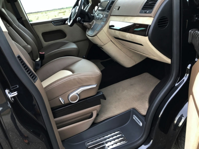 VW-Multivan-Porsche-911-5 VW Multivan With 911 Turbo Engine Or A New 911 C4S Cabrio?