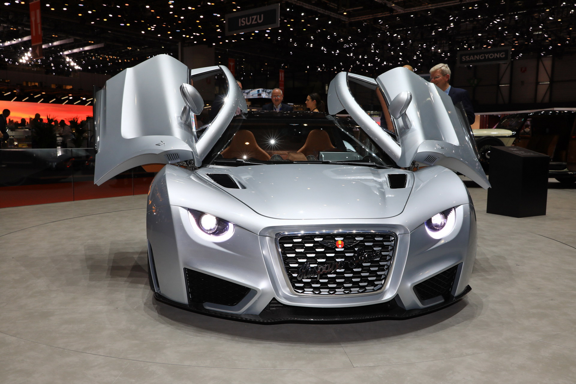 Hispano Suiza Carmen 2 Hispano Suiza Takes Carmen To The Streets Of Barcelona For Its Dynamic Debut