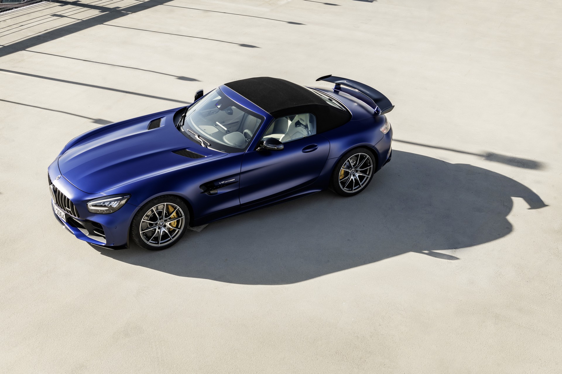 Mercedes-AMG GT R Roadster-2 Mercedes-AMG GT R Roadster Goes Official With Active Aero, 197 MPH Top Speed
