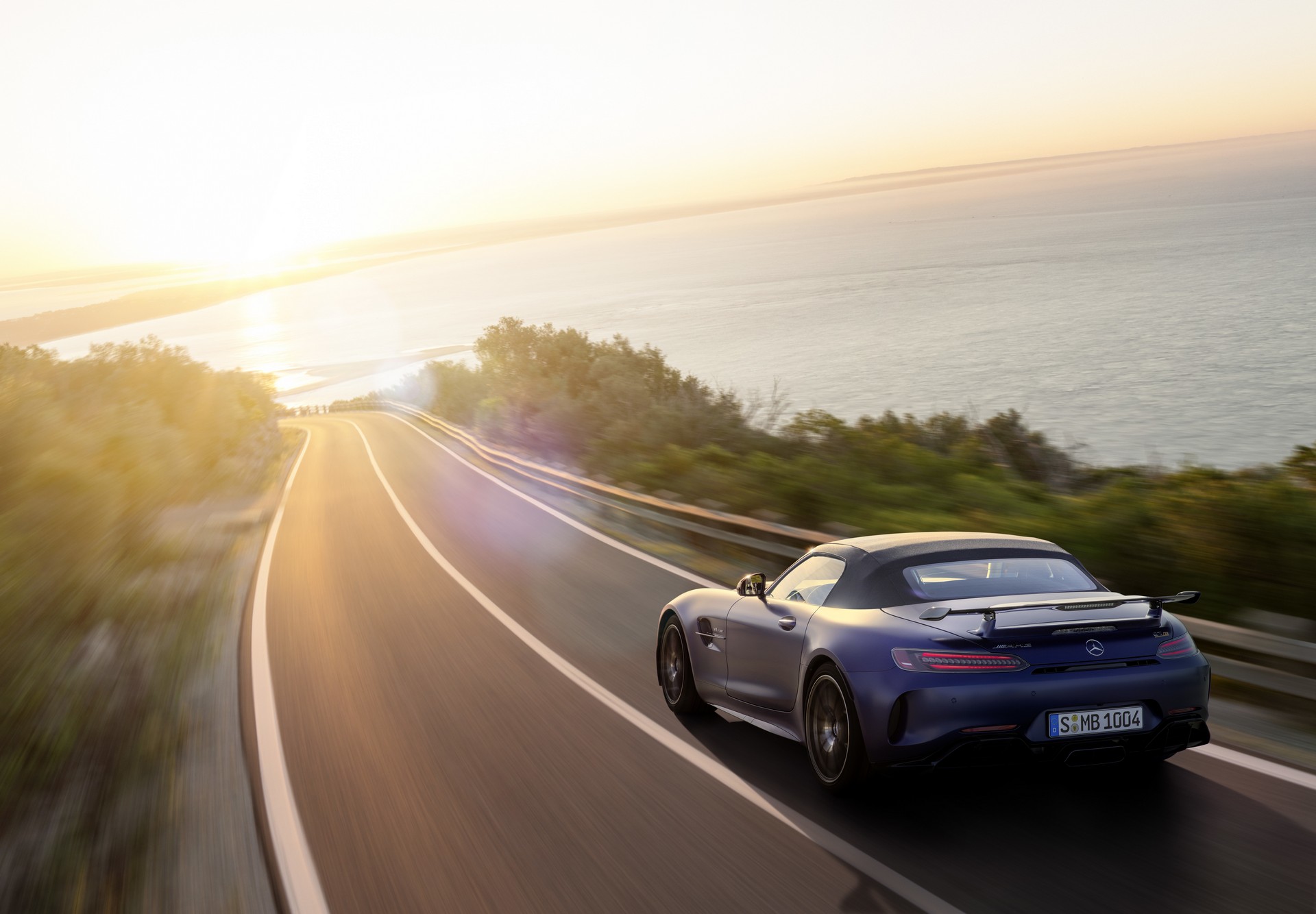 Mercedes-AMG GT R Roadster-29 Mercedes-AMG GT R Roadster Goes Official With Active Aero, 197 MPH Top Speed