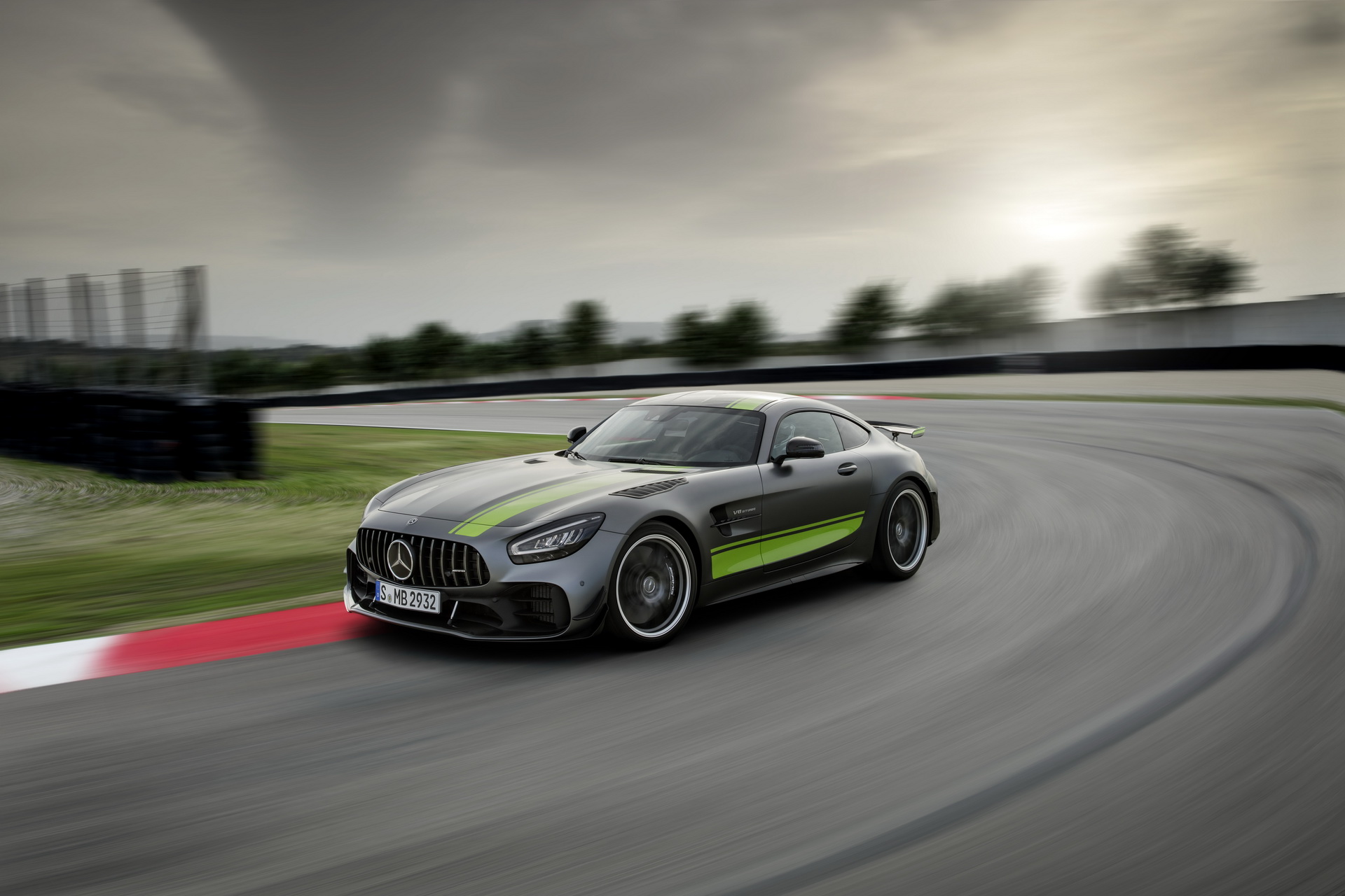 mercedes-amg gt r pro uk pricing 6 Track Focused Mercedes-AMG GT R Pro Gets £188,345 UK Price Tag