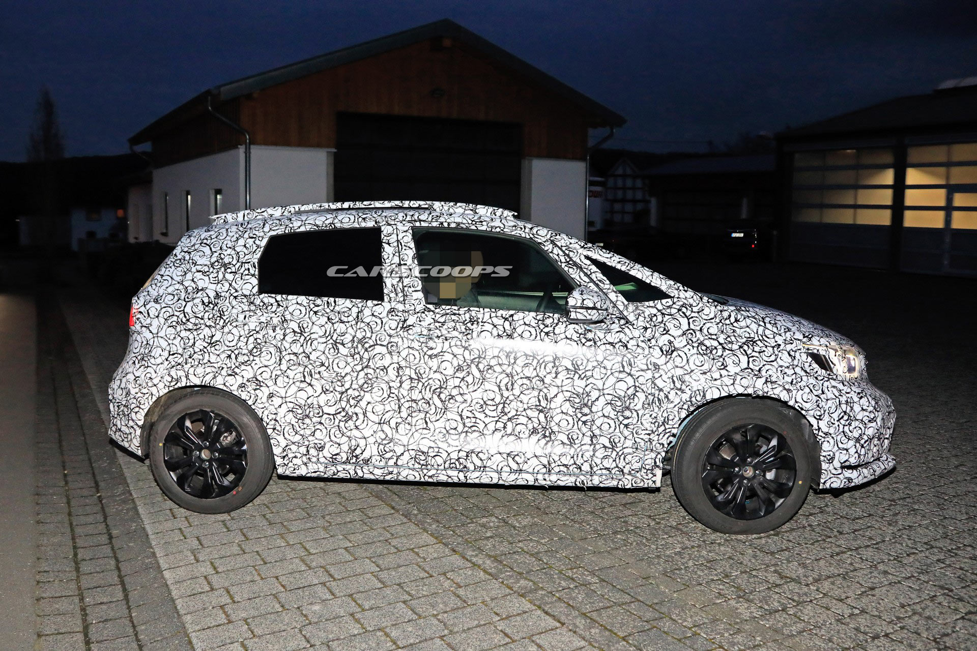 2020-Honda-Fit-14 2020 Honda Fit / Jazz Spied In Standard And Crossover Trims, Shows Off New Interior