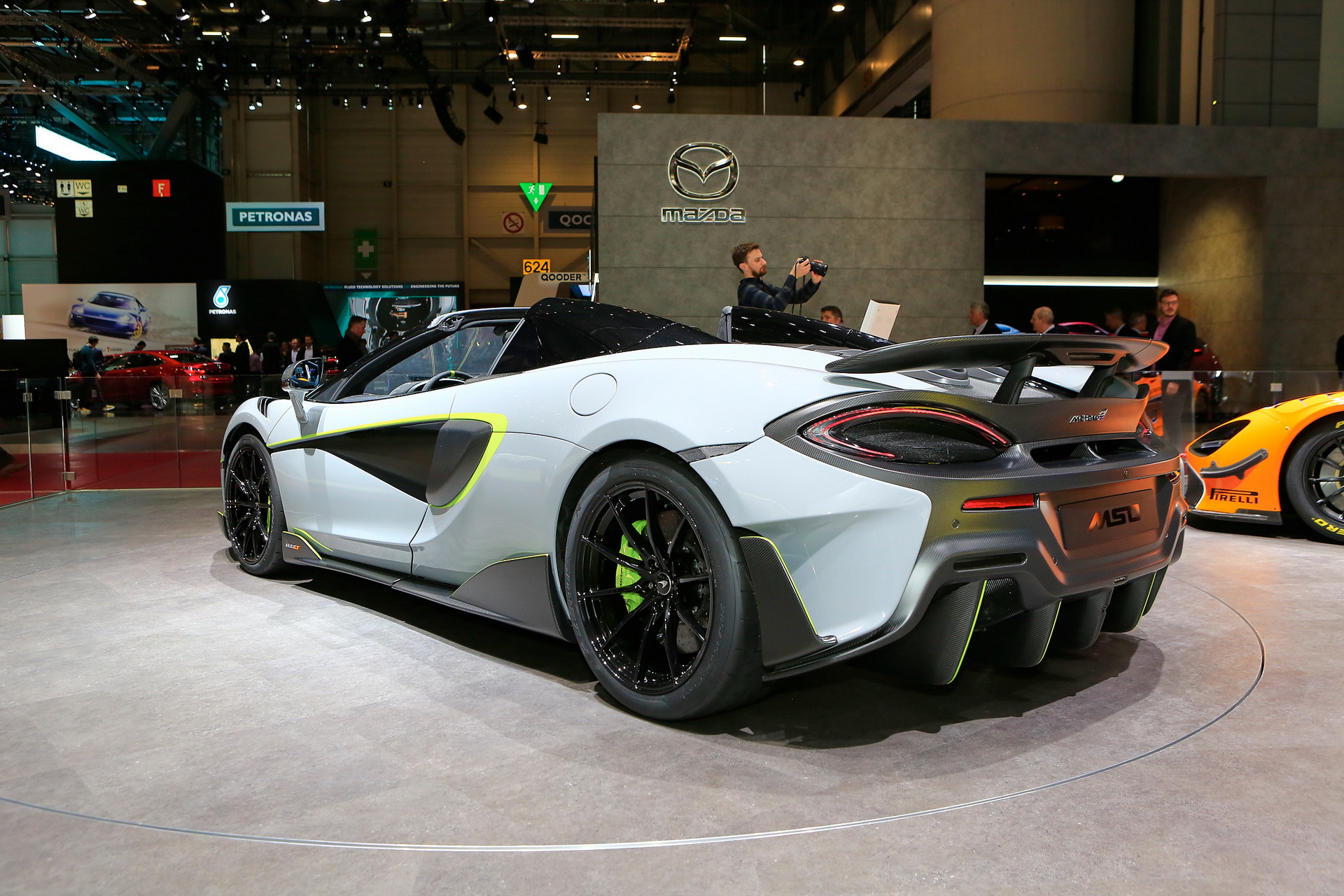 mclaren 600lt spider geneva livepics 14 McLaren 600LT Spider Might Be Geneva’s Most Fun-To-Drive Supercar