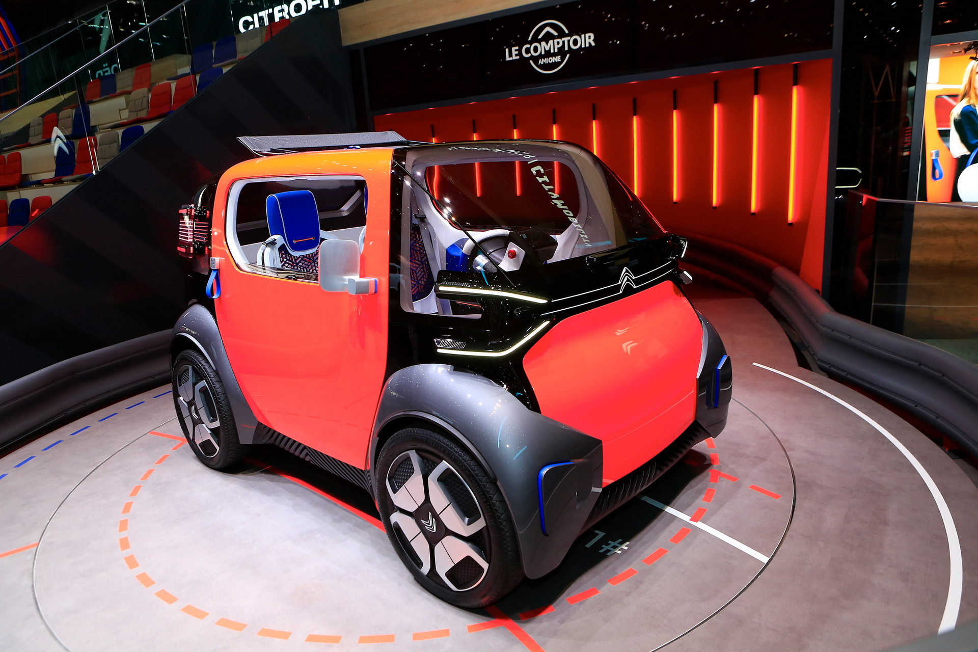 citroen ami one concept geneva livepics 3 Citroen Ami One Concept Is Like A 2CV From The Future