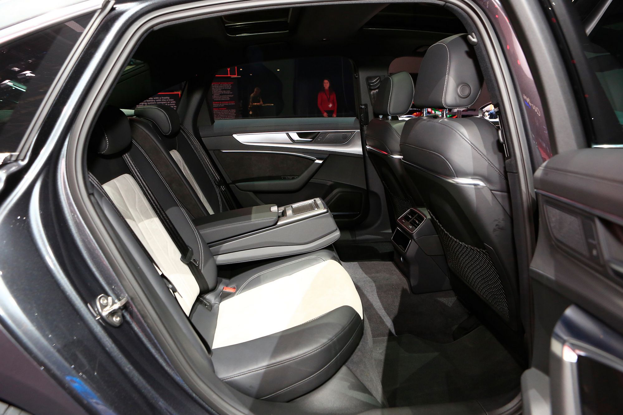 Audi-Hybrids-Geneva-24 Audi A6, A7, A8, And Q5 Bring TFSIe Plug-In Power To Geneva