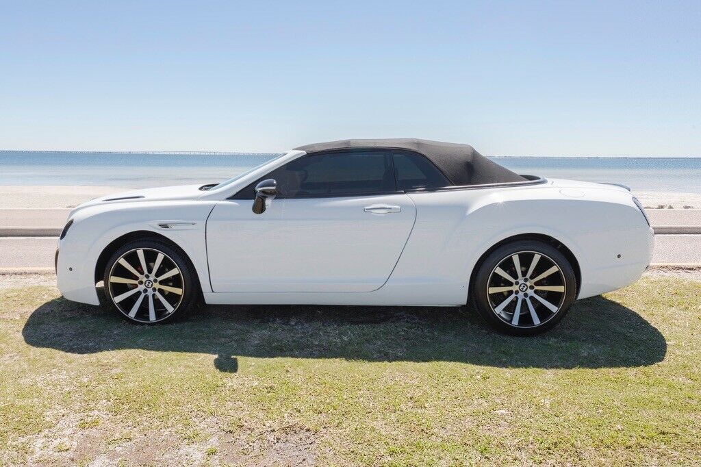 chrysler sebring bentley replica ebay 14 Someone Wants $85,000 For A Chrysler Sebring Posing As A Bentley Continental GTC