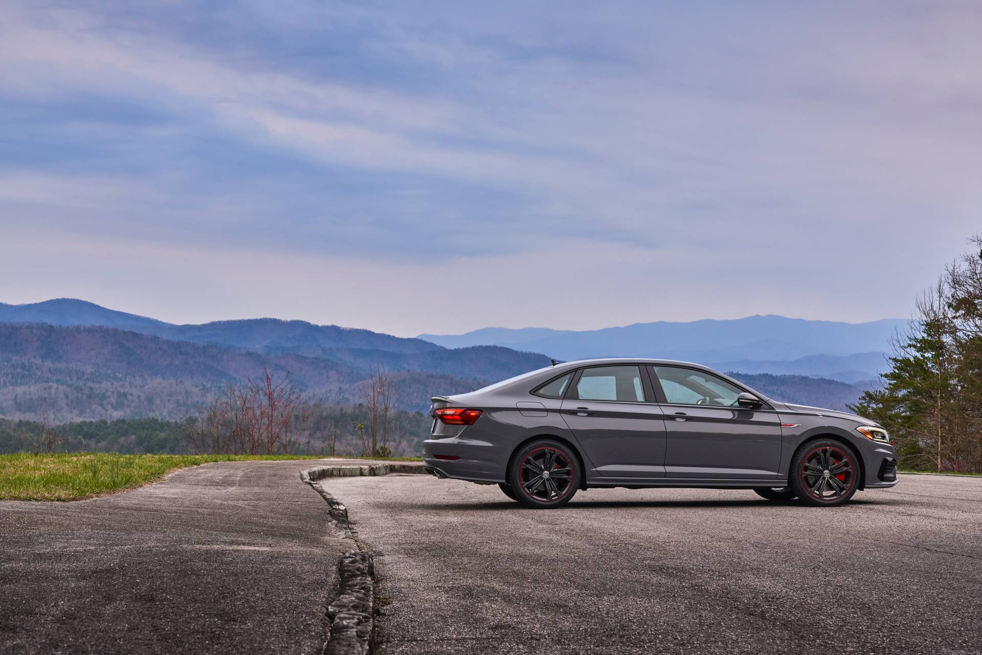 2019 VW Jetta GLI 35th Anniversary Edition 16 Huge 2019 VW Jetta GLI Gallery Helps You Choose Your Favorite Model