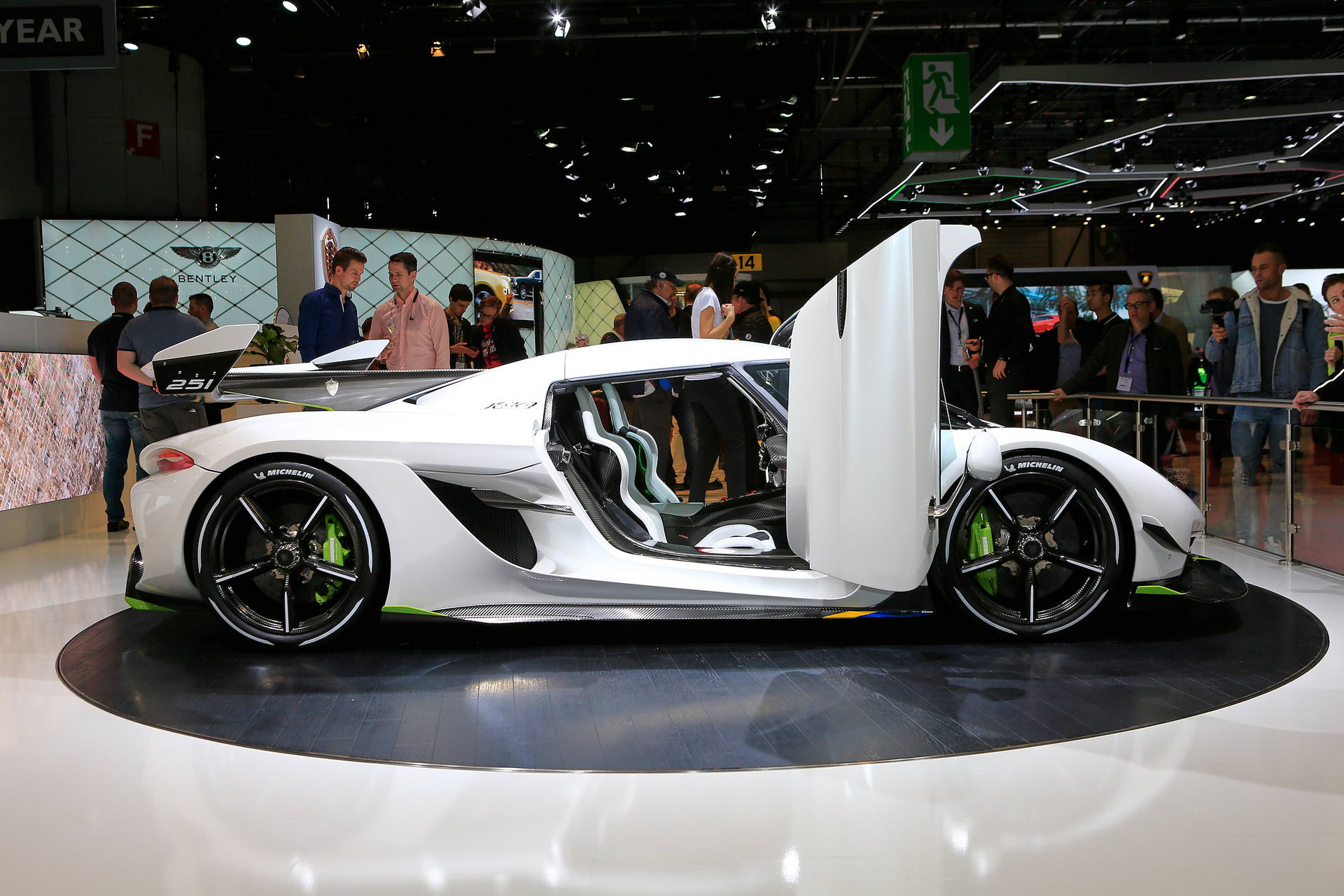 89 Christian von Koenigsegg Details The Jesko’s Innovative ‘Light Speed’ Transmission