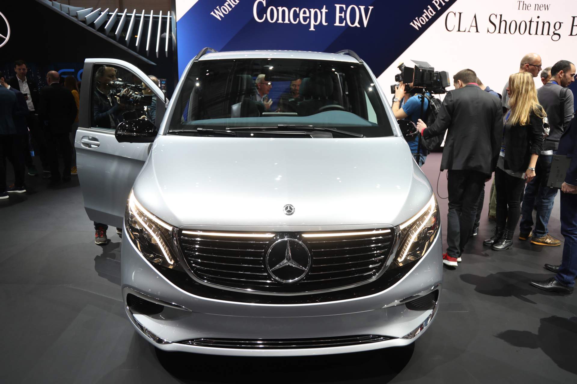 Mercedes-Benz Concept EQV 15 Mercedes Concept EQV Heralds Electric V-Class Arriving This Fall