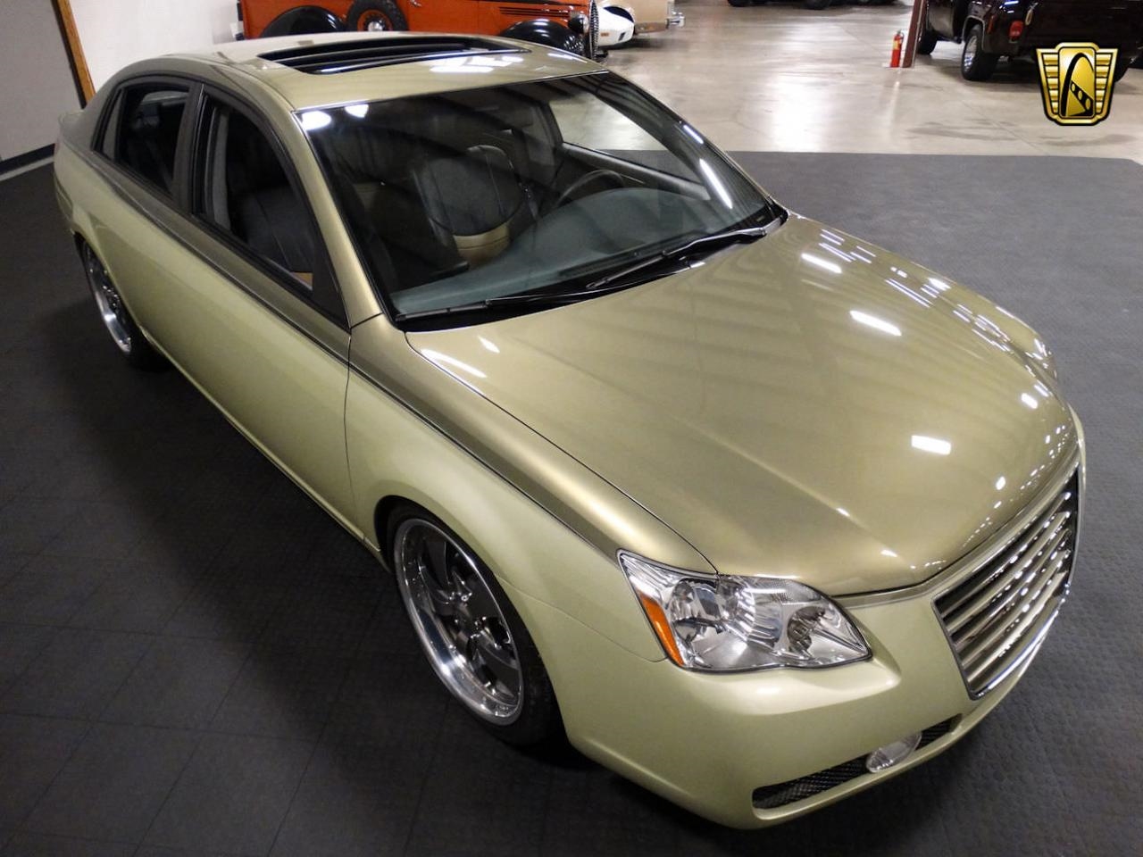 Toyota-Avalon-SEMA-14 This 2005 Toyota Avalon SEMA Concept Will Make Your Grandparents The Coolest Kids On The Block