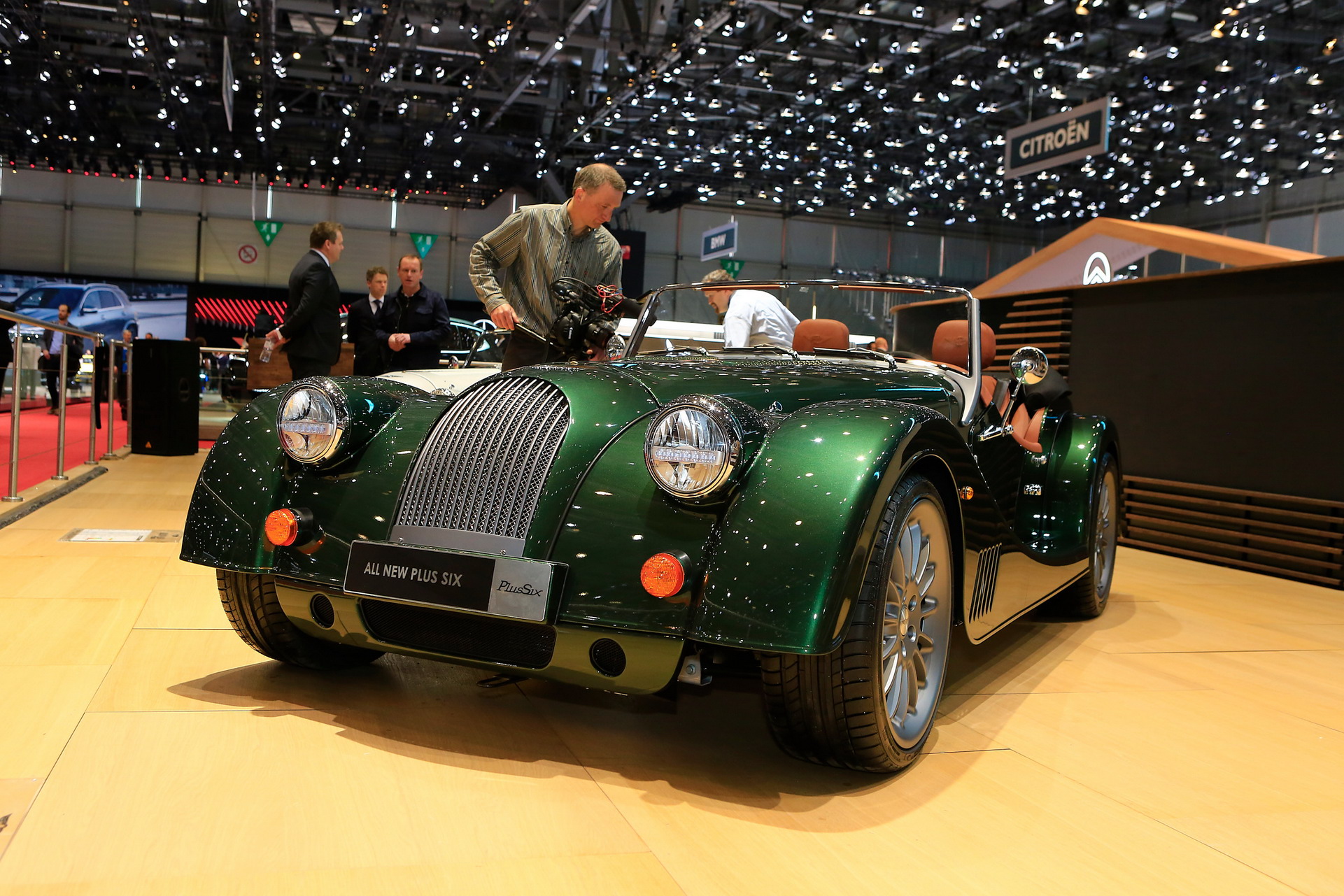 Morgan Geneva 22 Morgan Plus Six Has An Aluminum & Wood Platform And A Supra / Z4 Engine