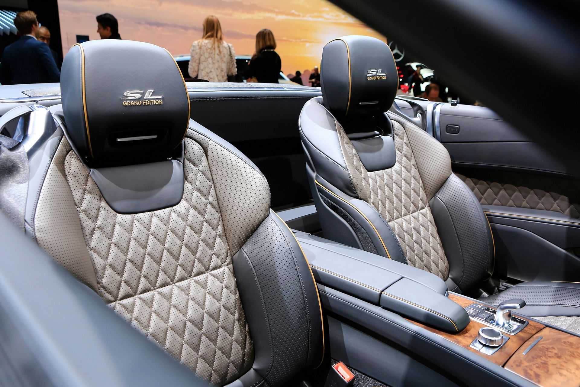 Mercedes-SL-Grand-Edition-12 2020 Mercedes-Benz SL 500 Grand Edition Is For The Classy Buyer